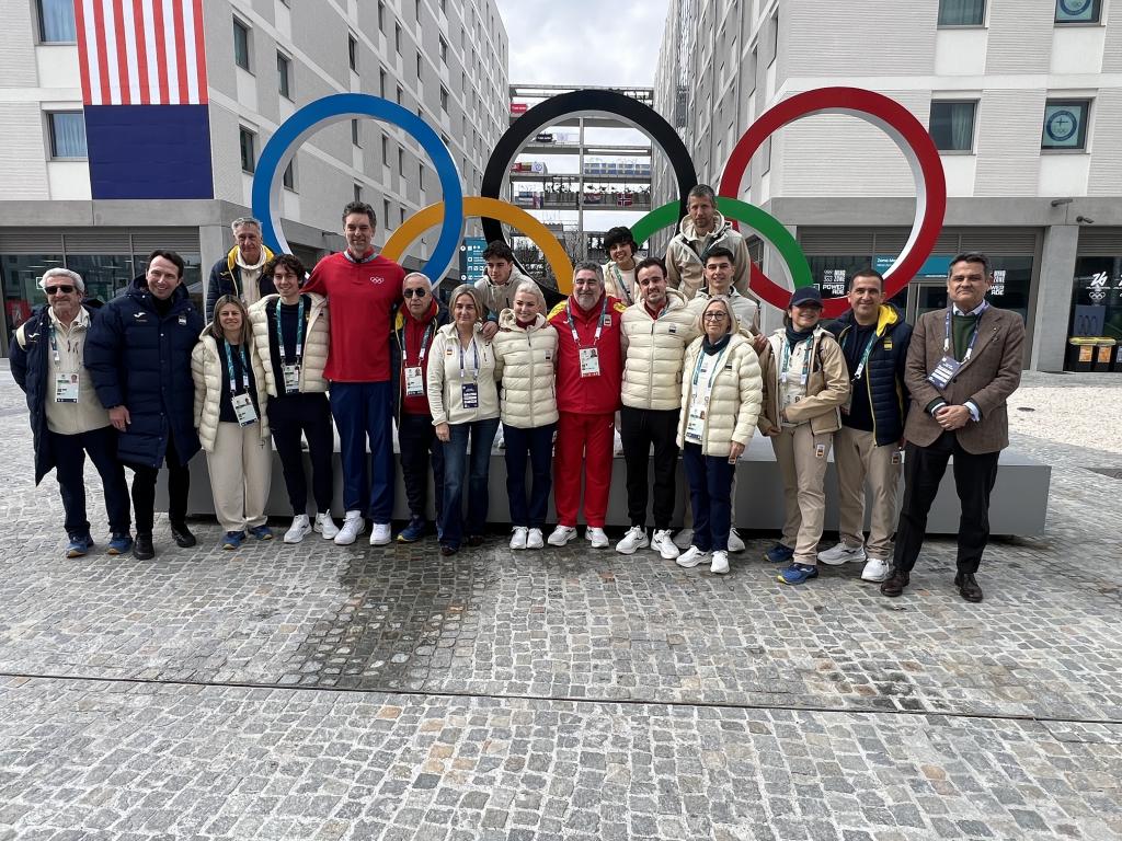 Pau Gasol, con la delegación española en la Villa Olímpica
