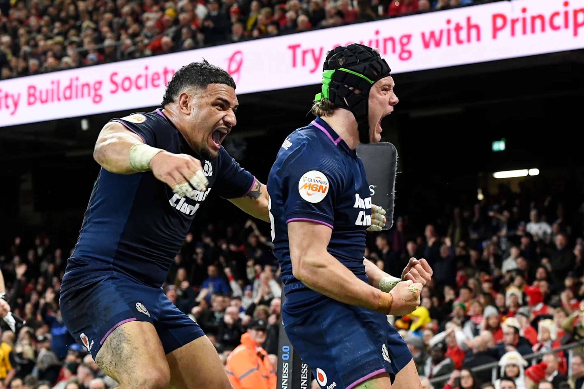 Escocia celebra su triunfo en Gales.