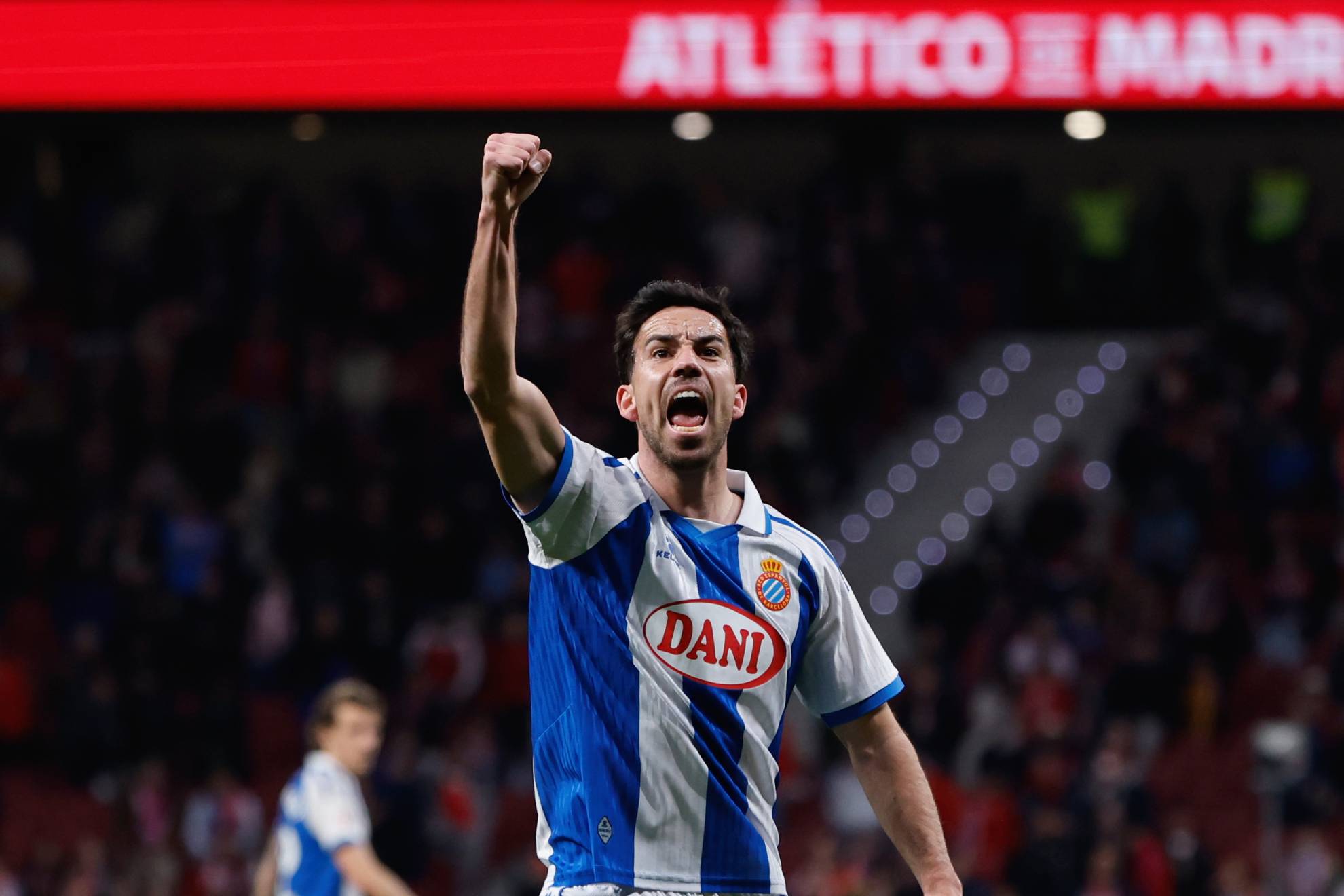 Edu Expósito celebra su gol ante el Atlético de Madrid.