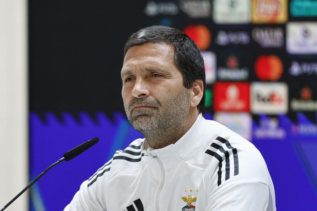 Joao Tralhao en rueda de prensa.