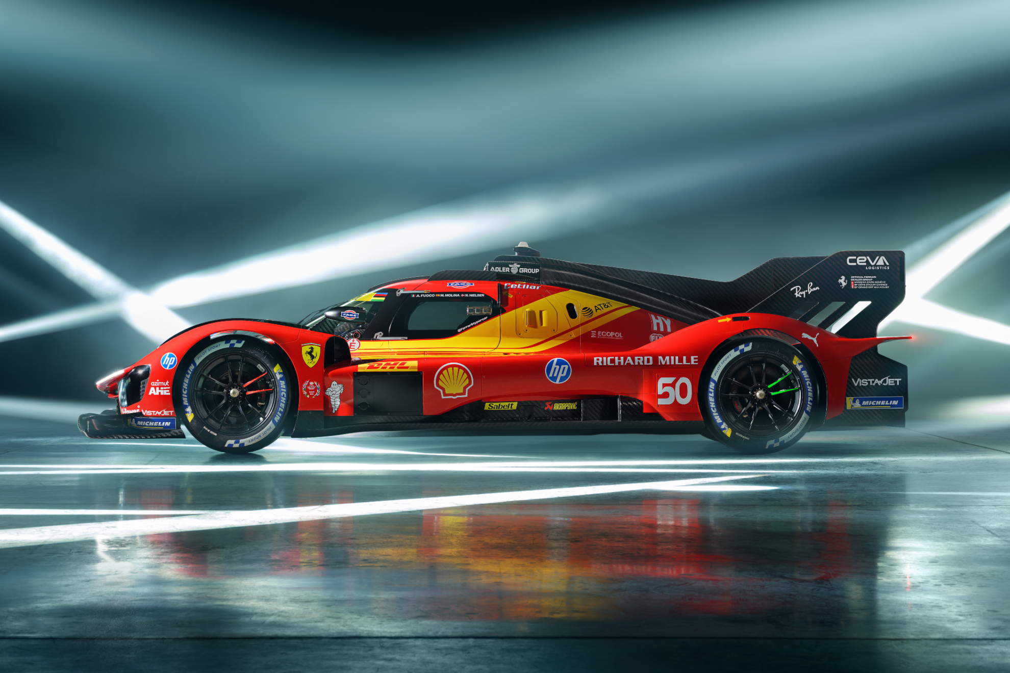 as-es-el-ferrari-499p-del-mundial-de-resistencia-2026-los-colores-del