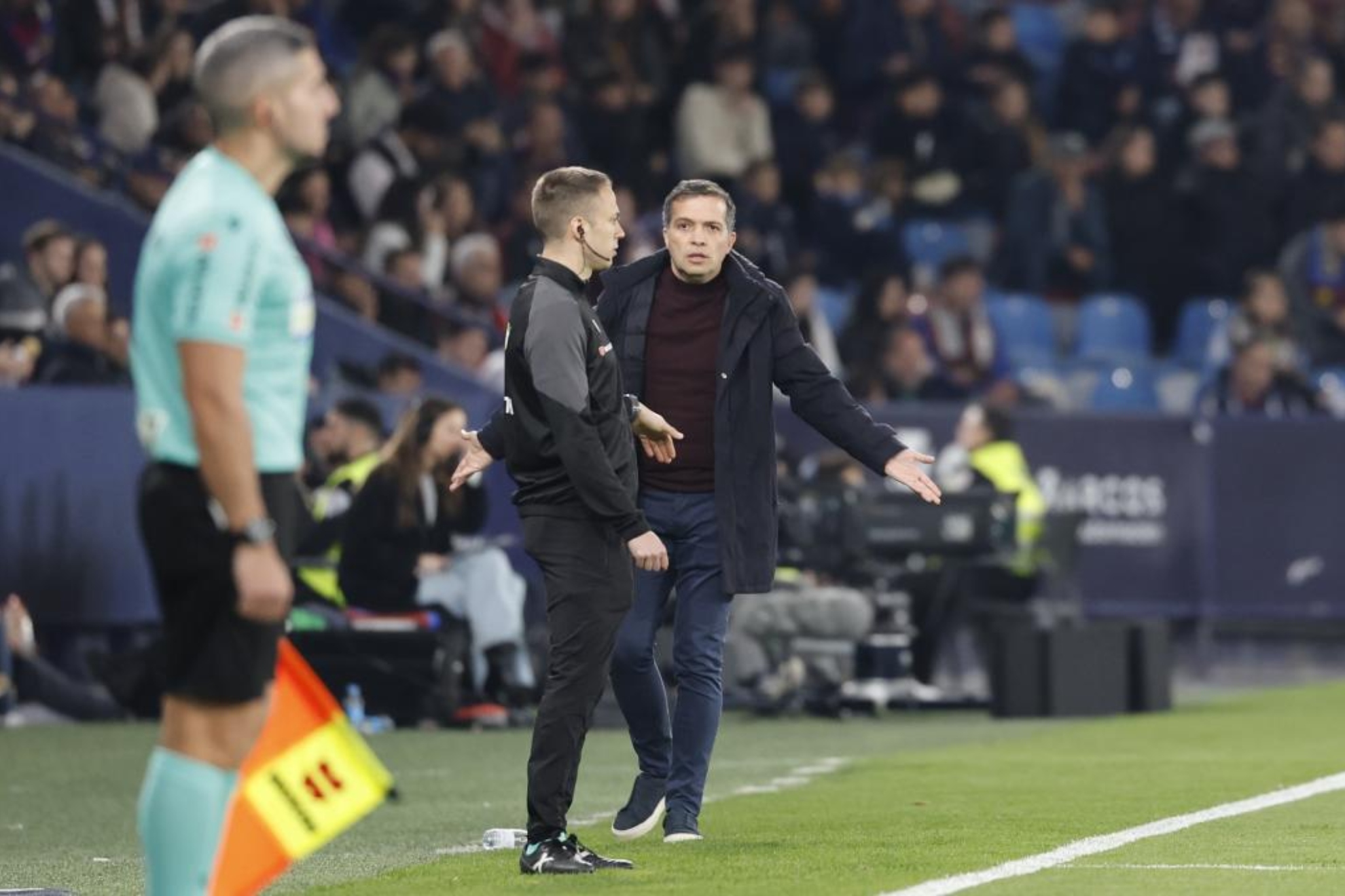 Luís Castro: "Yo, el staff y los jugadores vamos a dar la vida por el club"