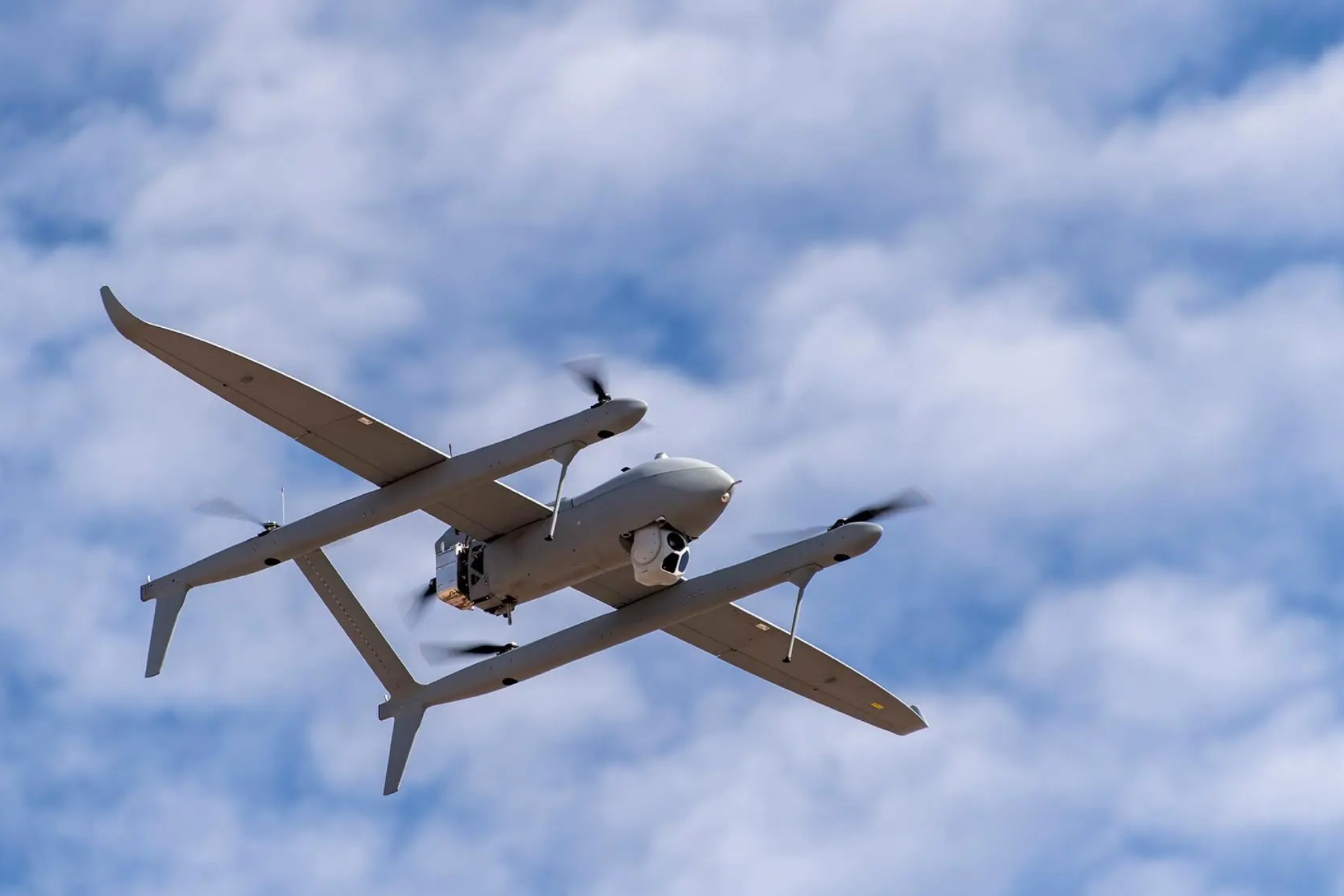 Imagen de un dron militar