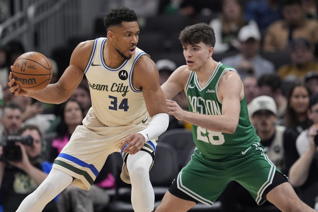 Hugo González defiende a Giannis Antetokounmpo.