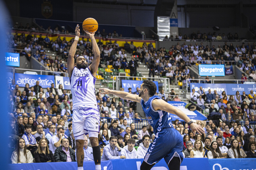 El San Pablo Burgos somete al Surne Bilbao y sueña con la salvación