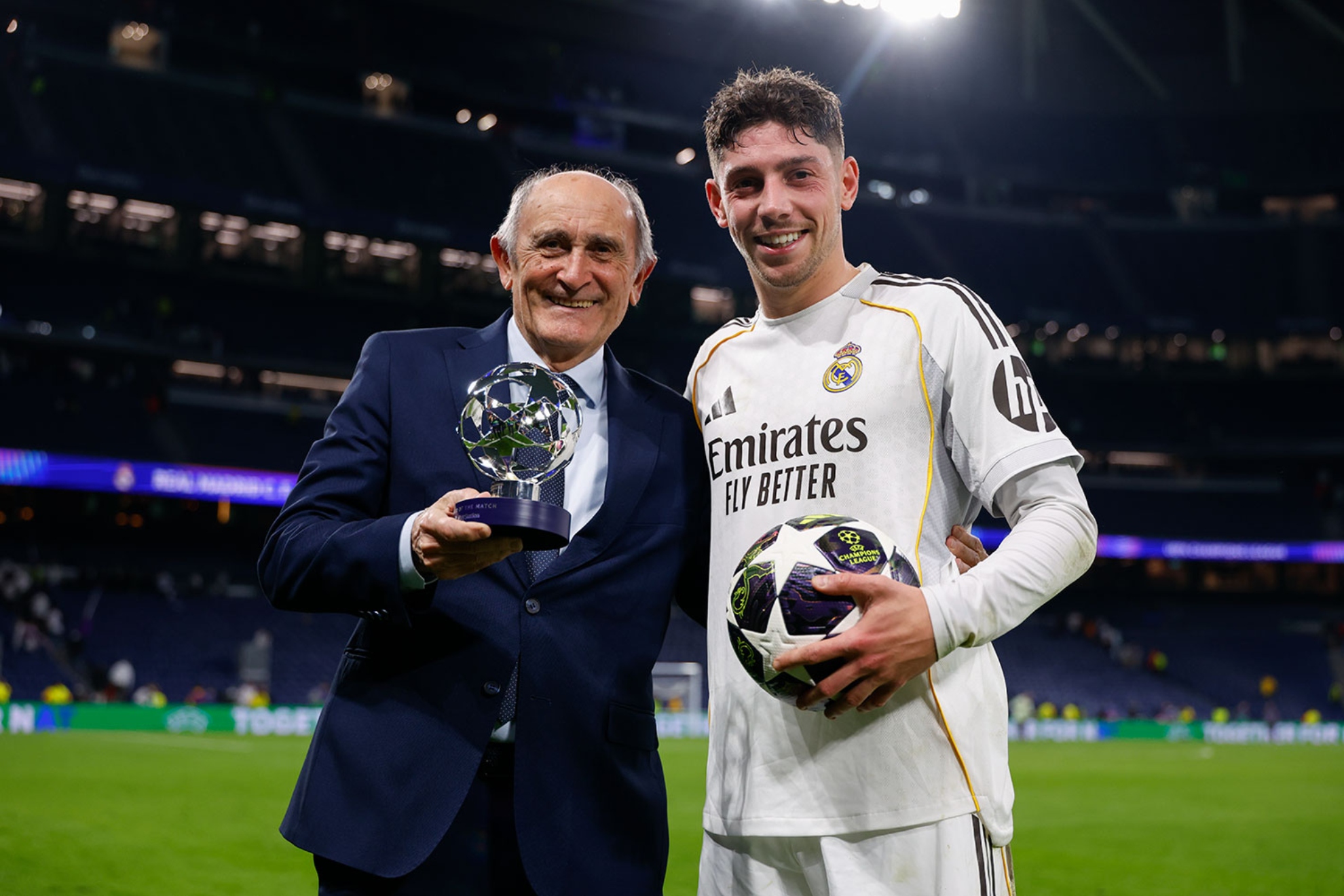 Pirri y Valverde, tras el partido ante el City.