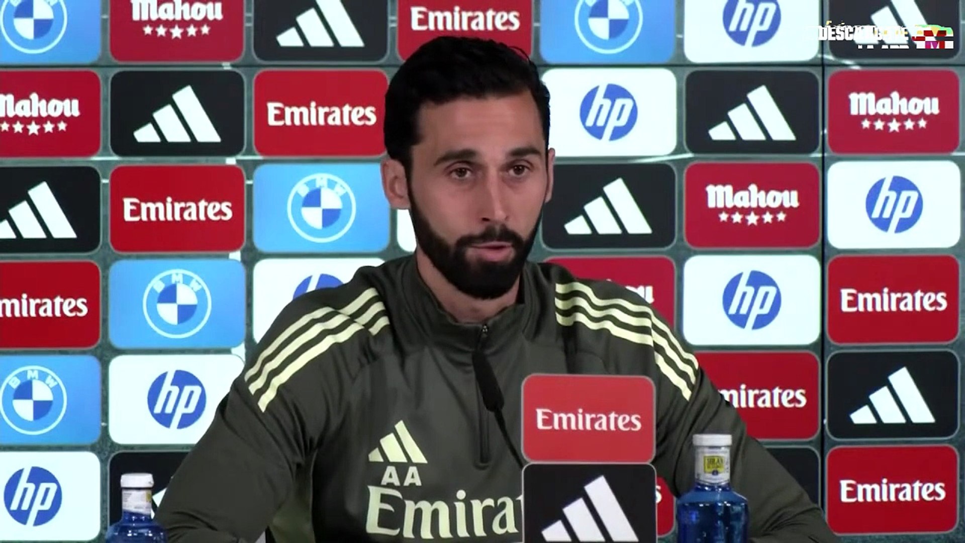 El técnico del Real Madrid analiza la participación de sus internacionales durante el parón de selecciones, resta importancia a la falta de minutos de Bellingham, a la carga de Vinicius... y celebra el regreso de Militao tras su lesión.