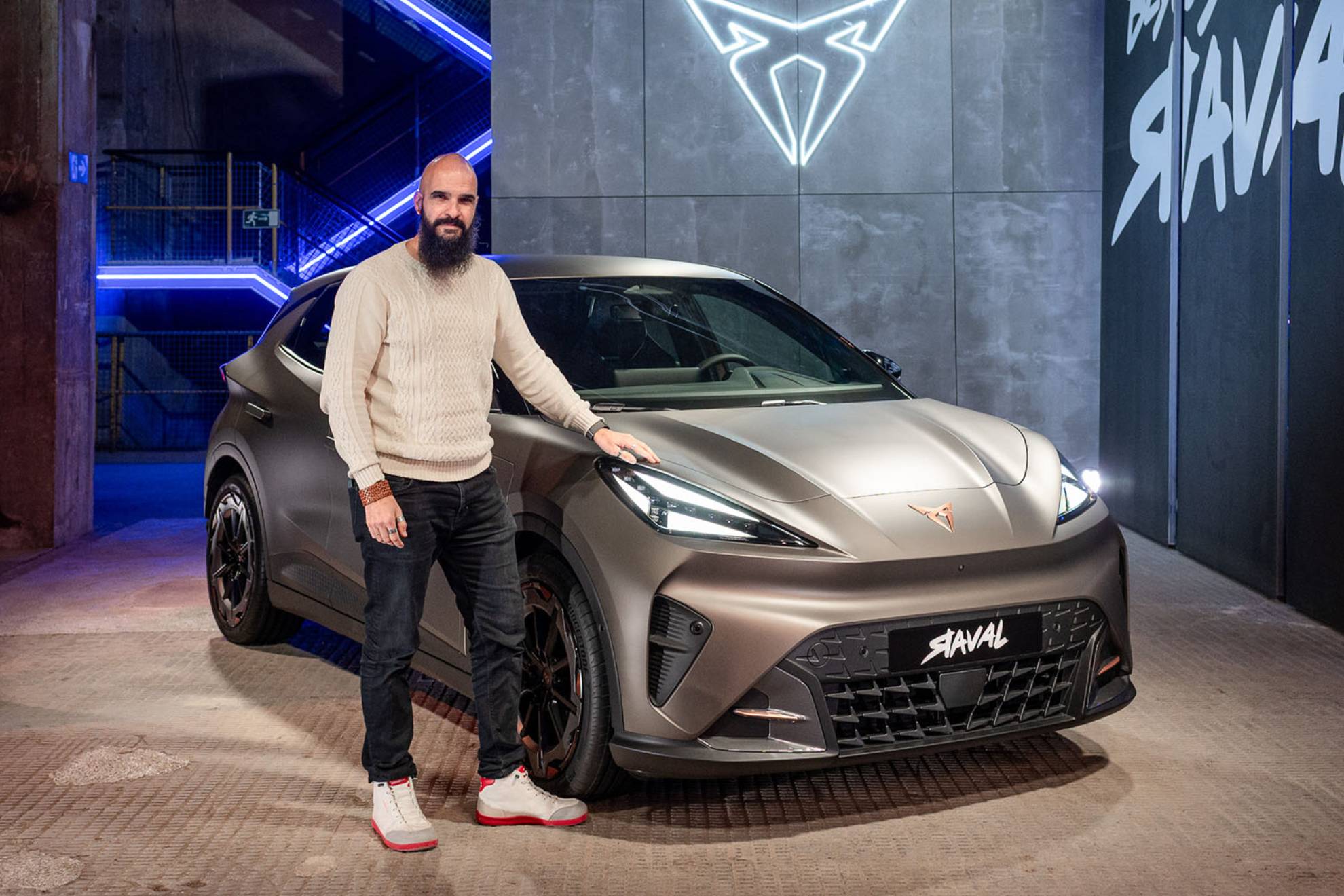 Cupra Raval Color Es Cupra Raval: tiene el tamaño del Ibiza, la amplitud del León y el ...