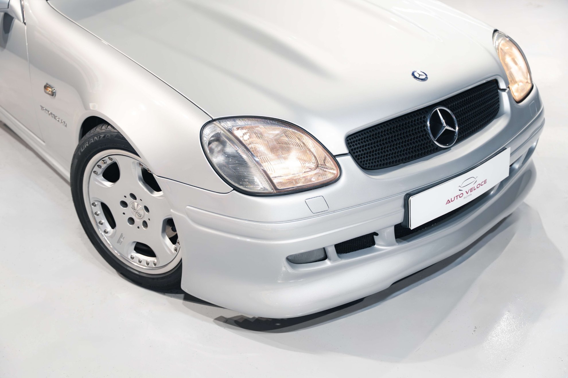 Lleva el kit de carrocería de Brabus.