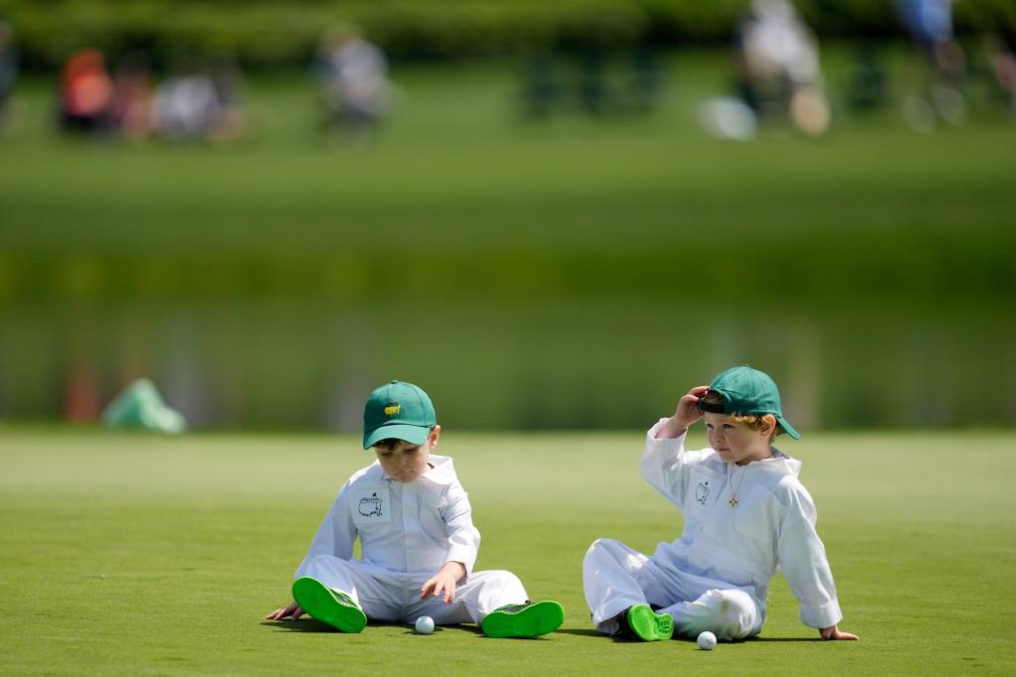 Eneko y Kepa Rahm, los hijos varones de Jon, en los pares 3