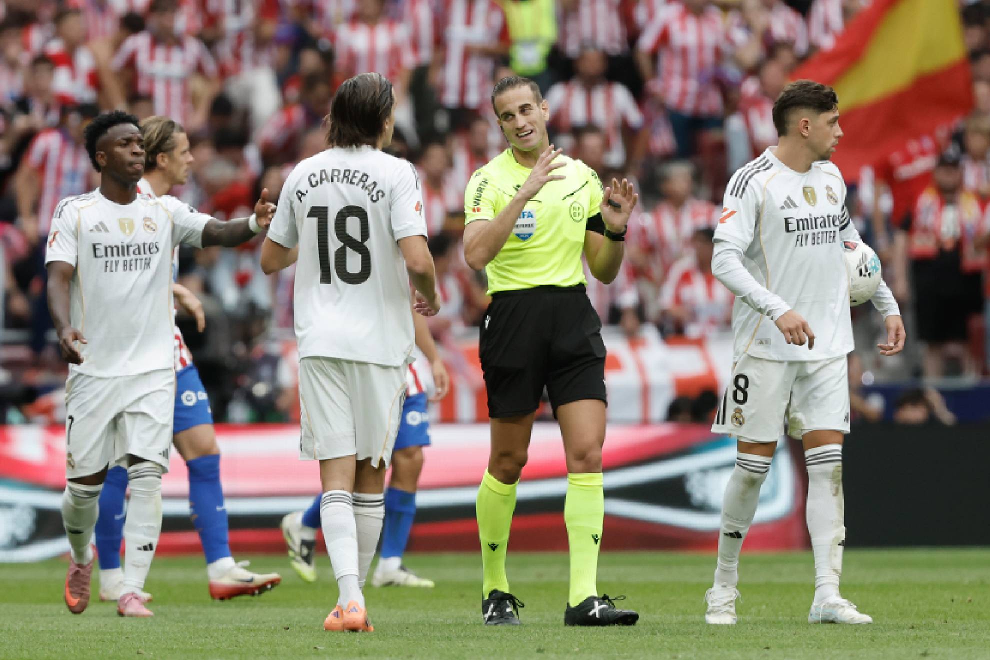 La penúltima vez que Alberola pitó al Madrid fue en la derrota 5-2 en el derbi