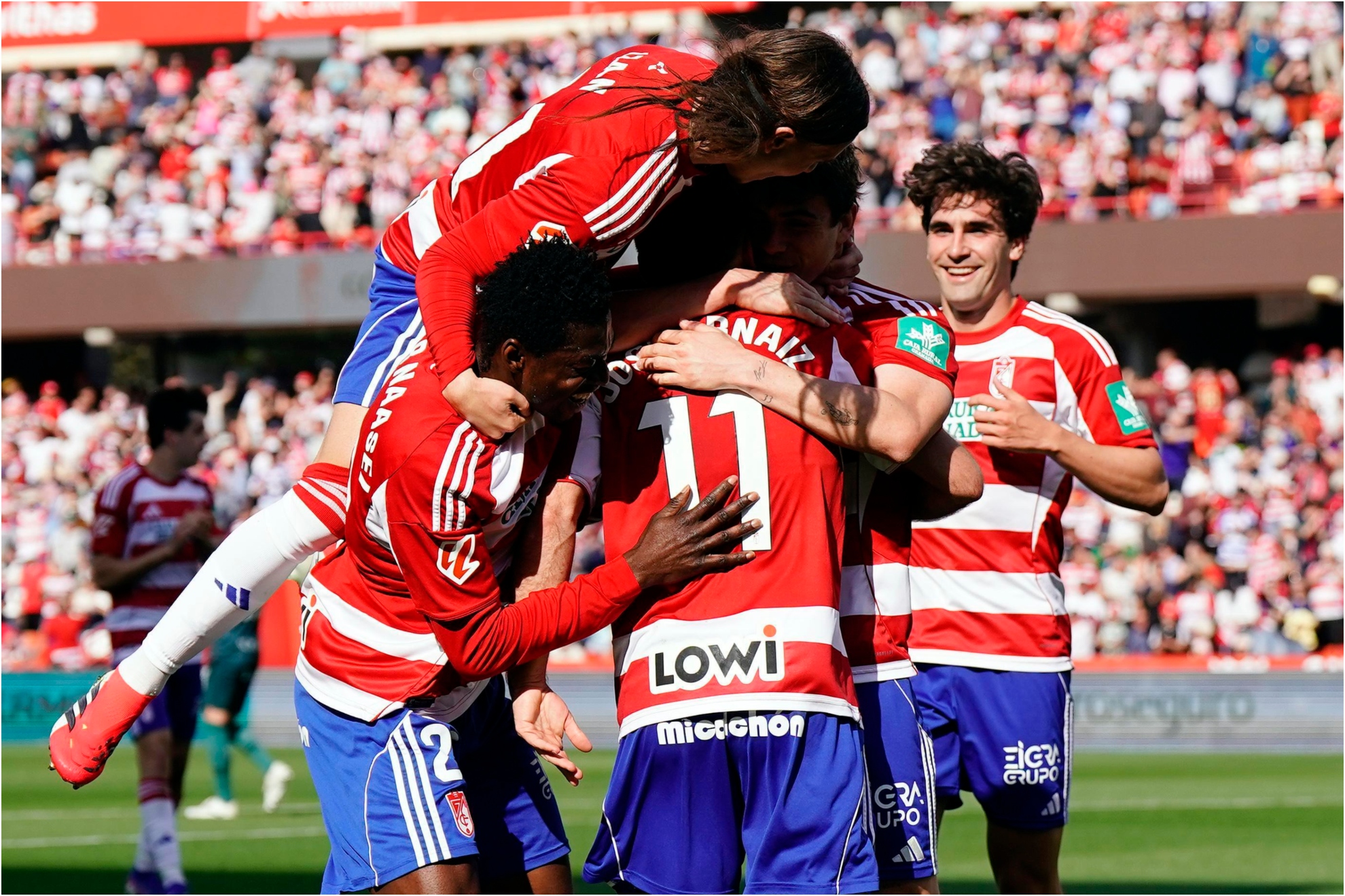 Los jugadores del Granada celebrando un gol esta temporada.