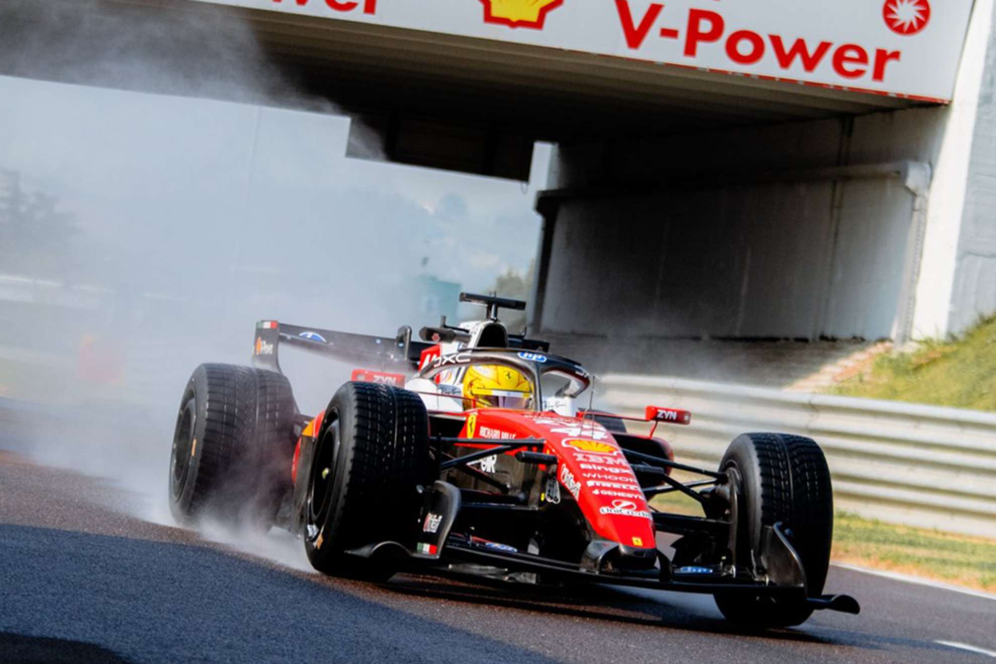 Hamilton, en el test de mojado de Pirelli en Fiorano.