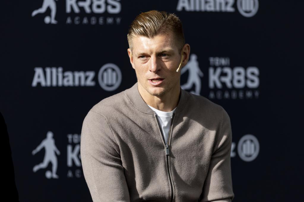 PRESENTACION DE LA ACADEMIA DE FUTBOL DE TONI KROOS