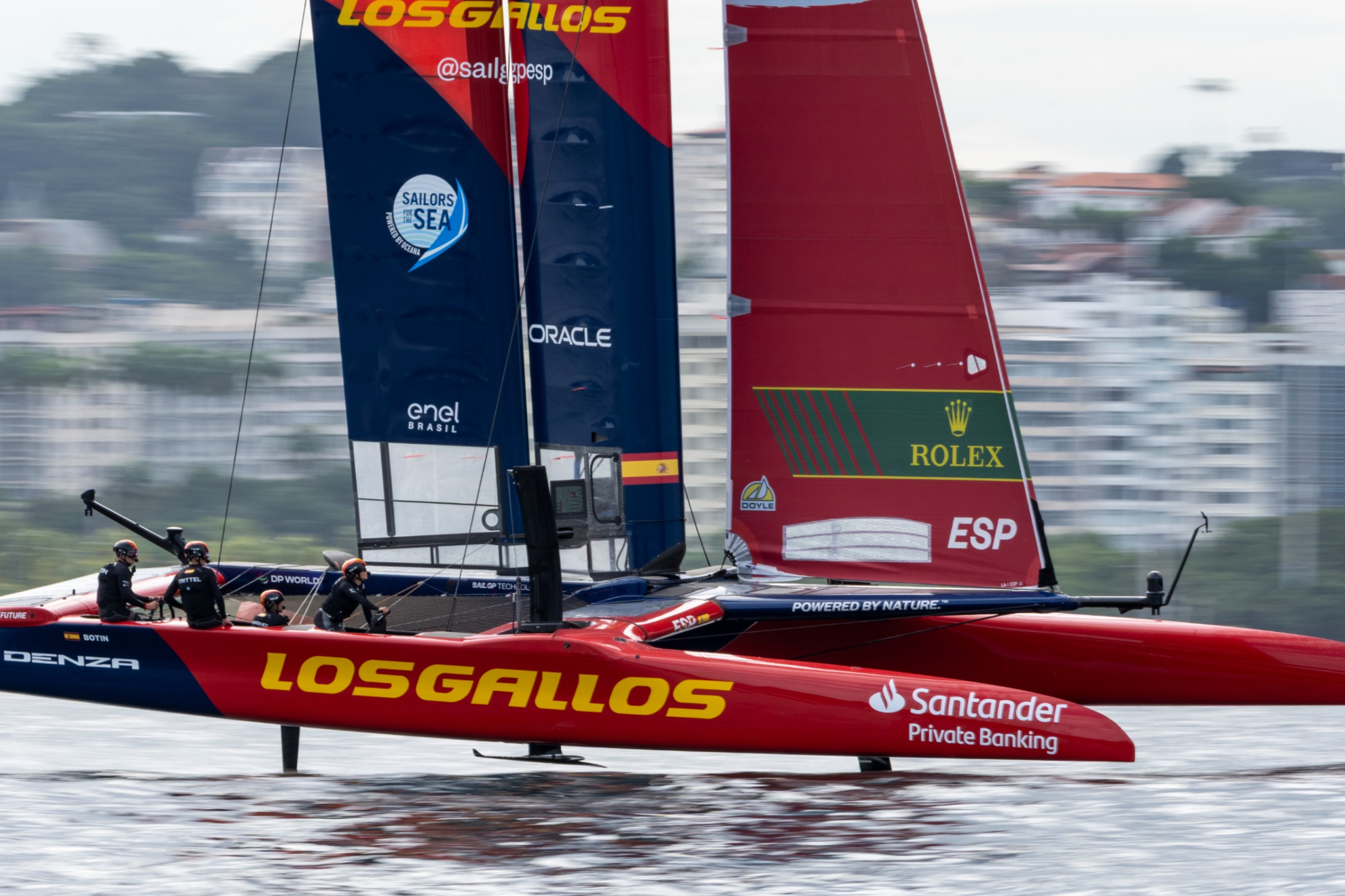 Los Gallos durante una de sus regatas en Río de Janeiro.