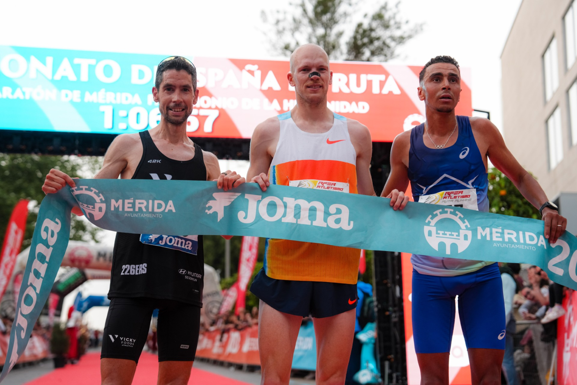 Podio masculino en el Campeonato de España de medio maratón.