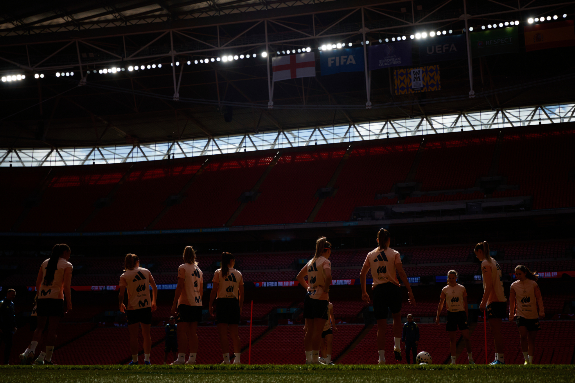 Las jugadoras de la selección española entrenan en Wembley