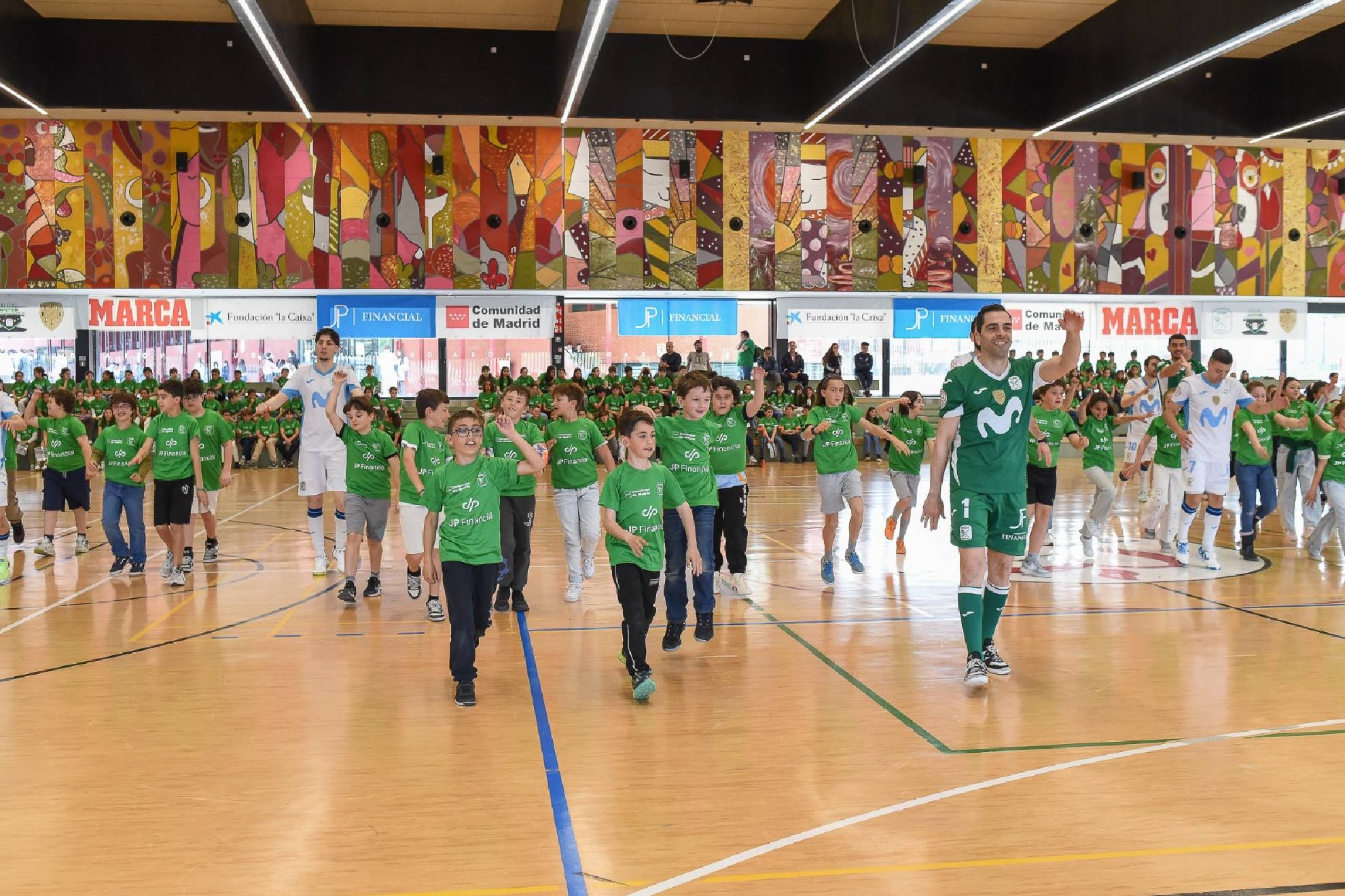 La Gira Megacracks comienza en el Colegio San Agustín en Los Negrales