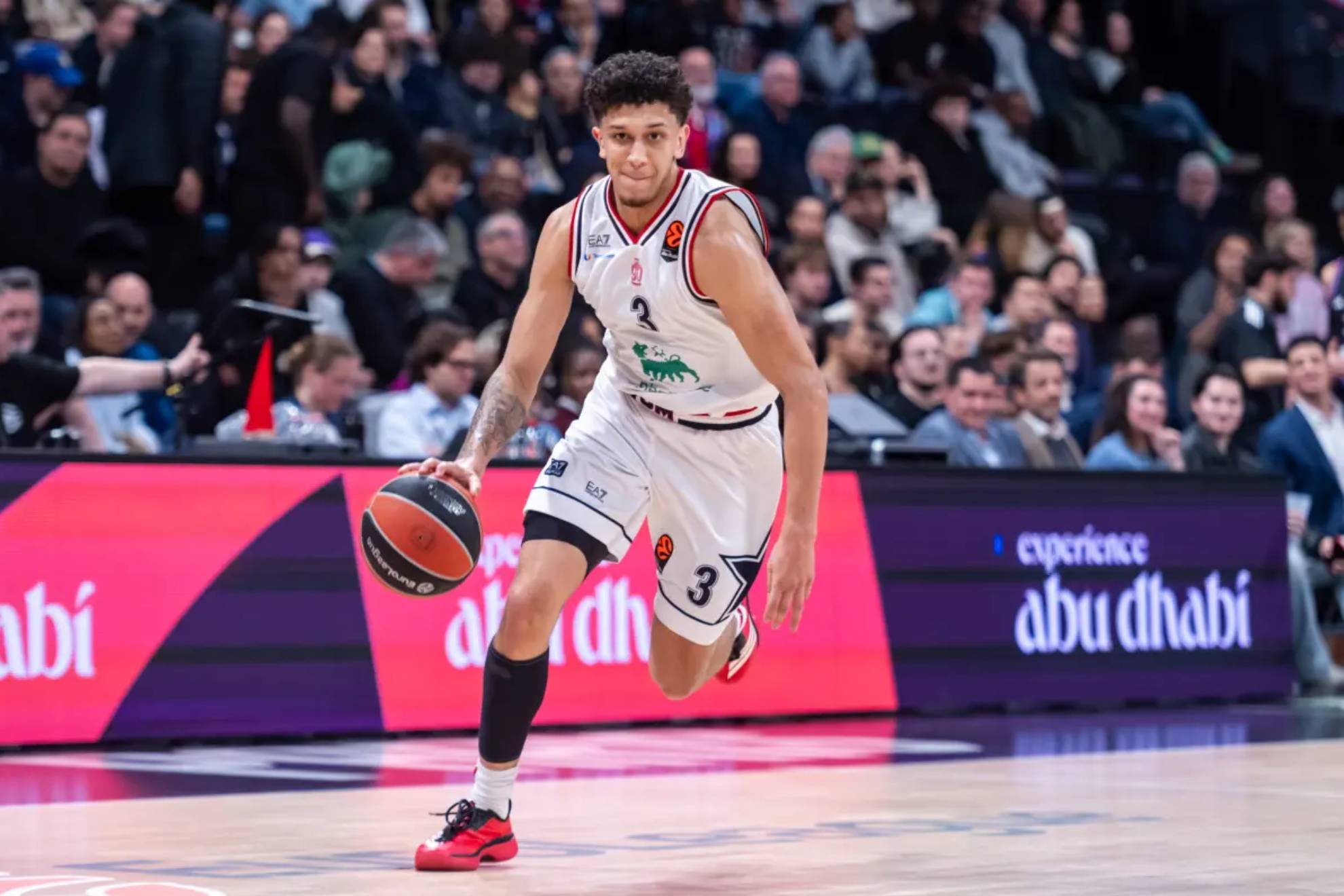 Quinn Ellis, en un partido del Armani Milán.