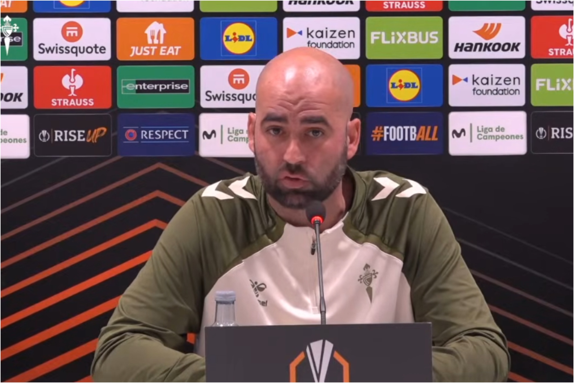 Giráldez en rueda de prensa.