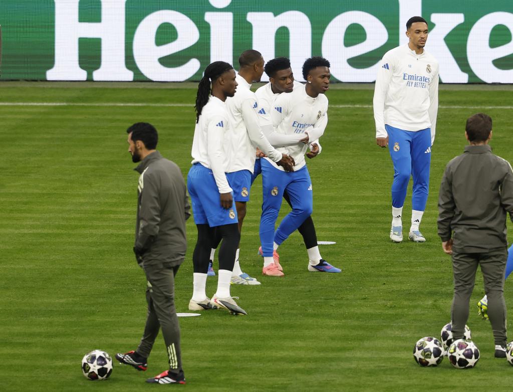 ESTADIO ALLIANZ ARENA ENTRENAMIENTO DEL REAL MADRID