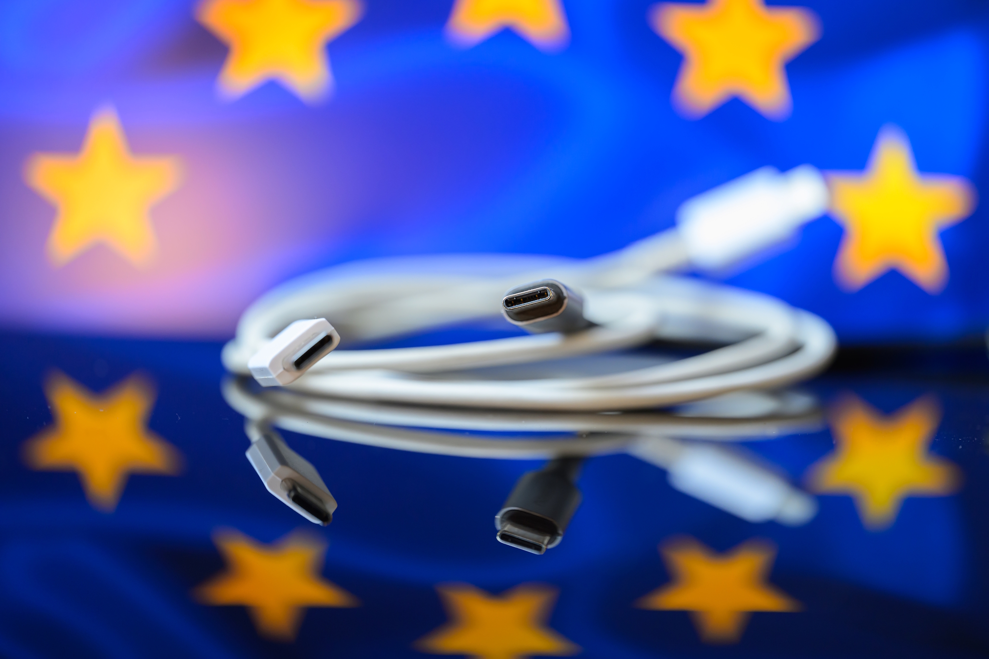 La UE y su política respecto a los puertos USB-C.