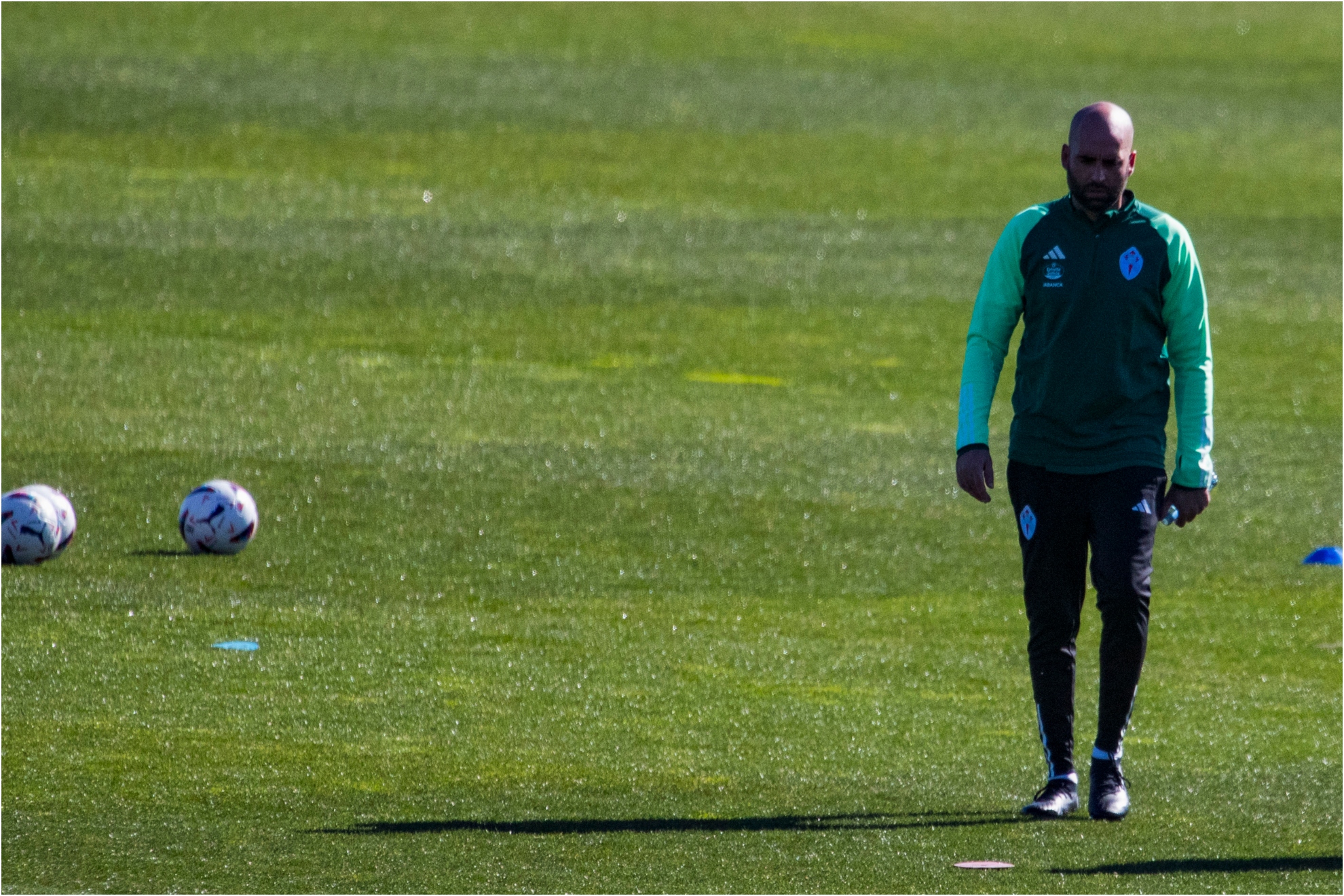 Claudio Giráldez, en el terreno de juego.