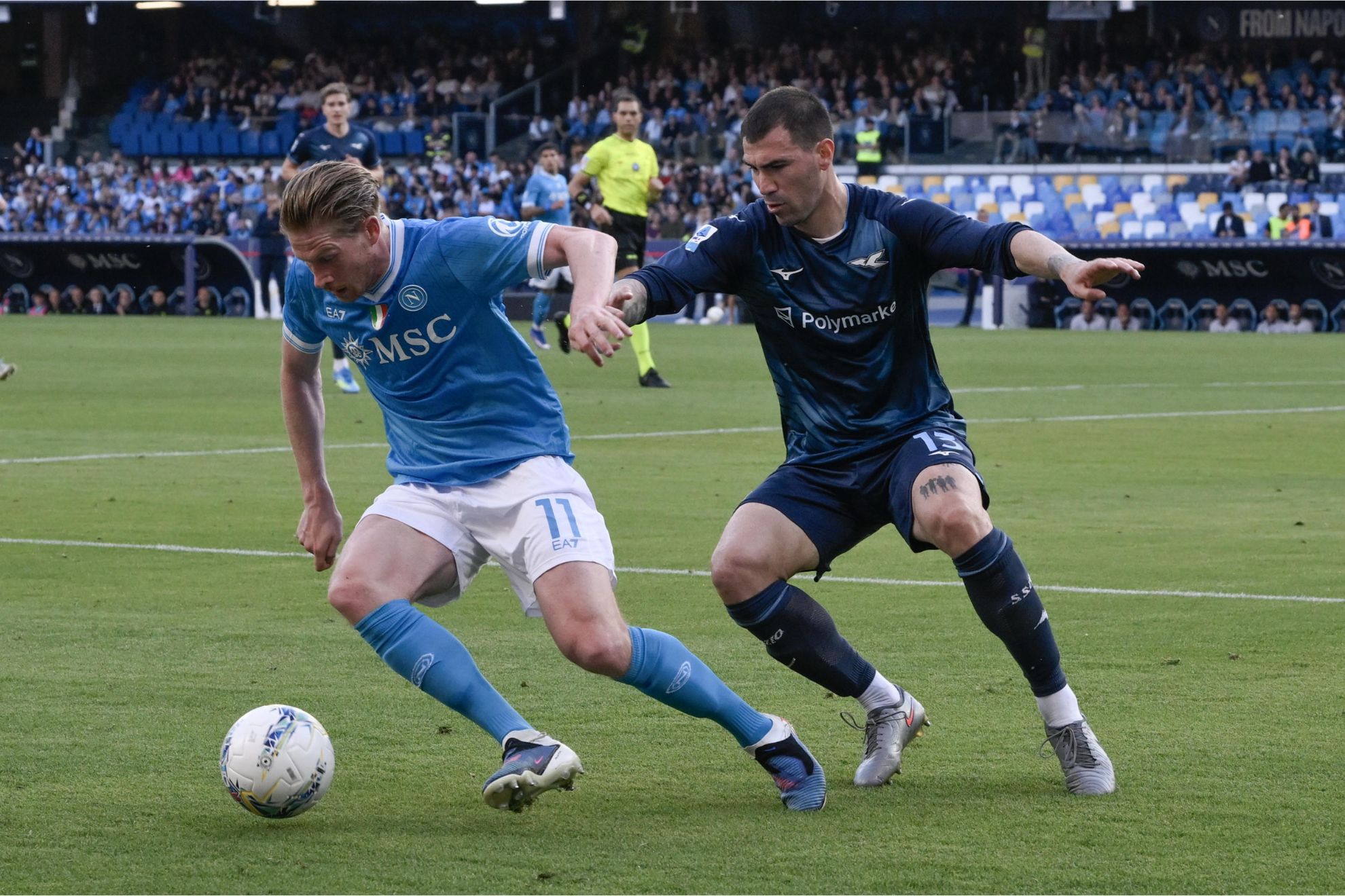 De Bruyne protege el balón ante Romagnoli