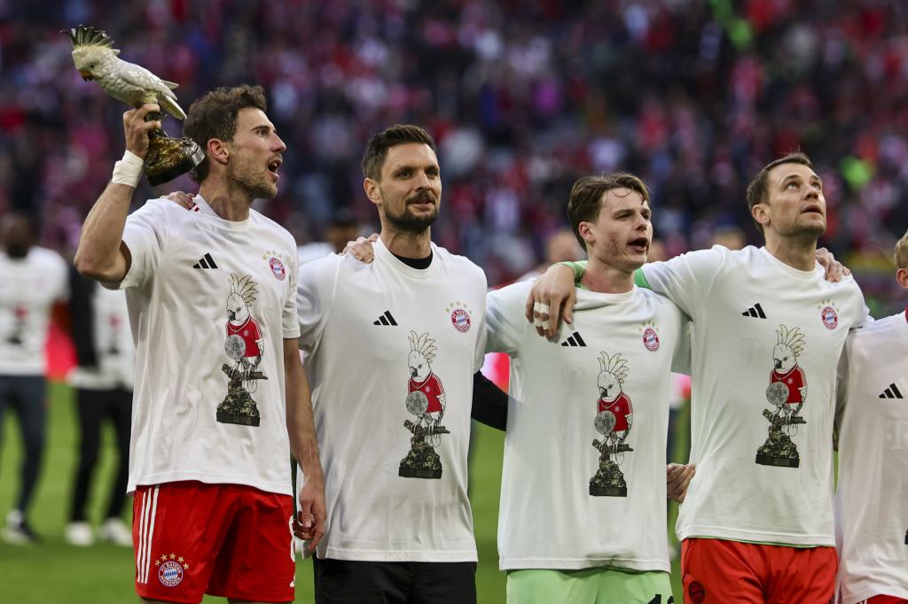 The cockatoo, protagonist of the celebration