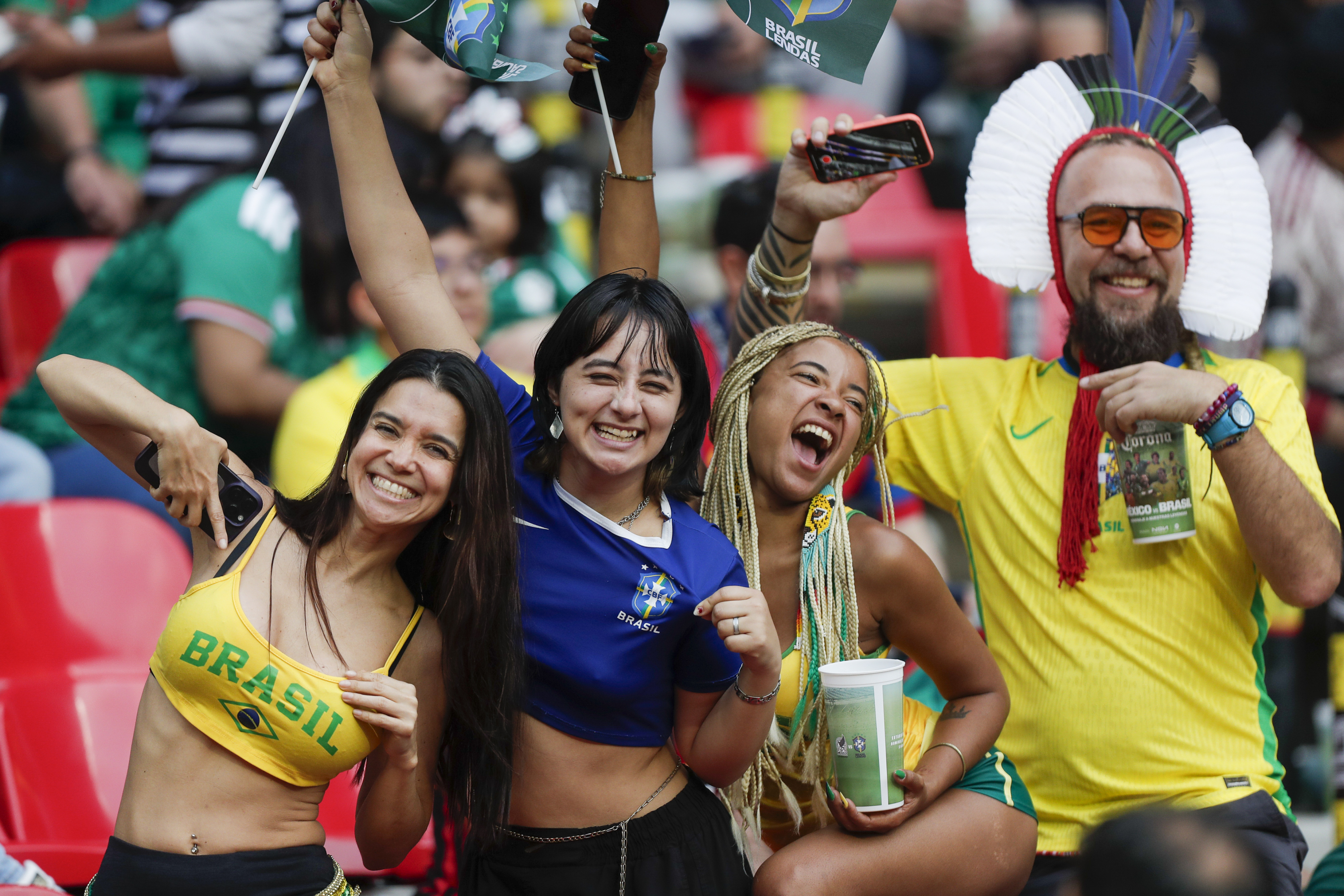 Partido de Leyendas México 3-2 Brasil