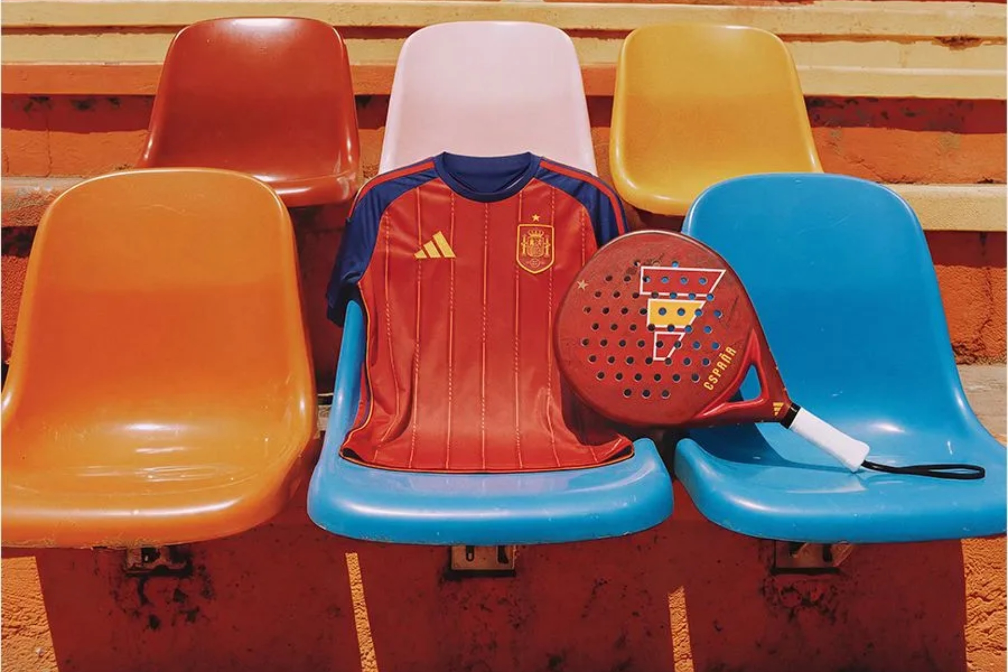 Pádel y fútbol se unen con las palas exclusivas del Mundial 2026