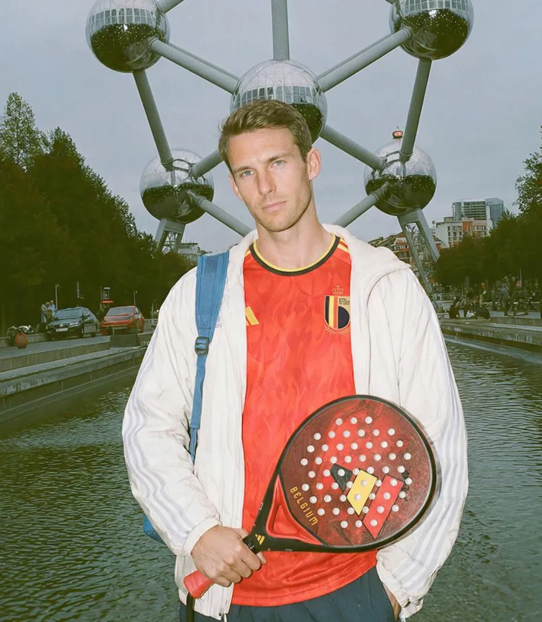 Pádel y fútbol se unen con las palas exclusivas del Mundial 2026