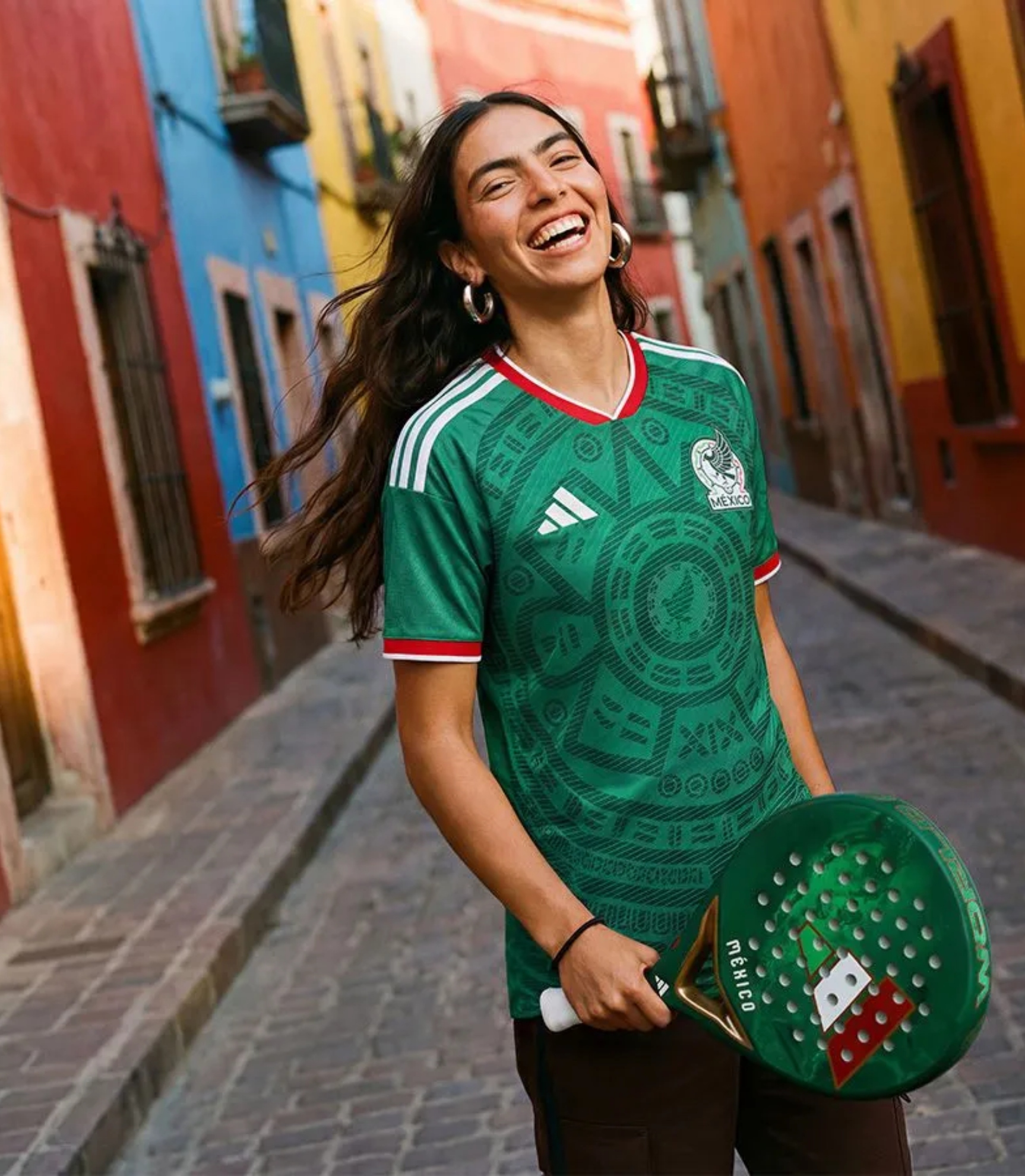 Pádel y fútbol se unen con las palas exclusivas del Mundial 2026