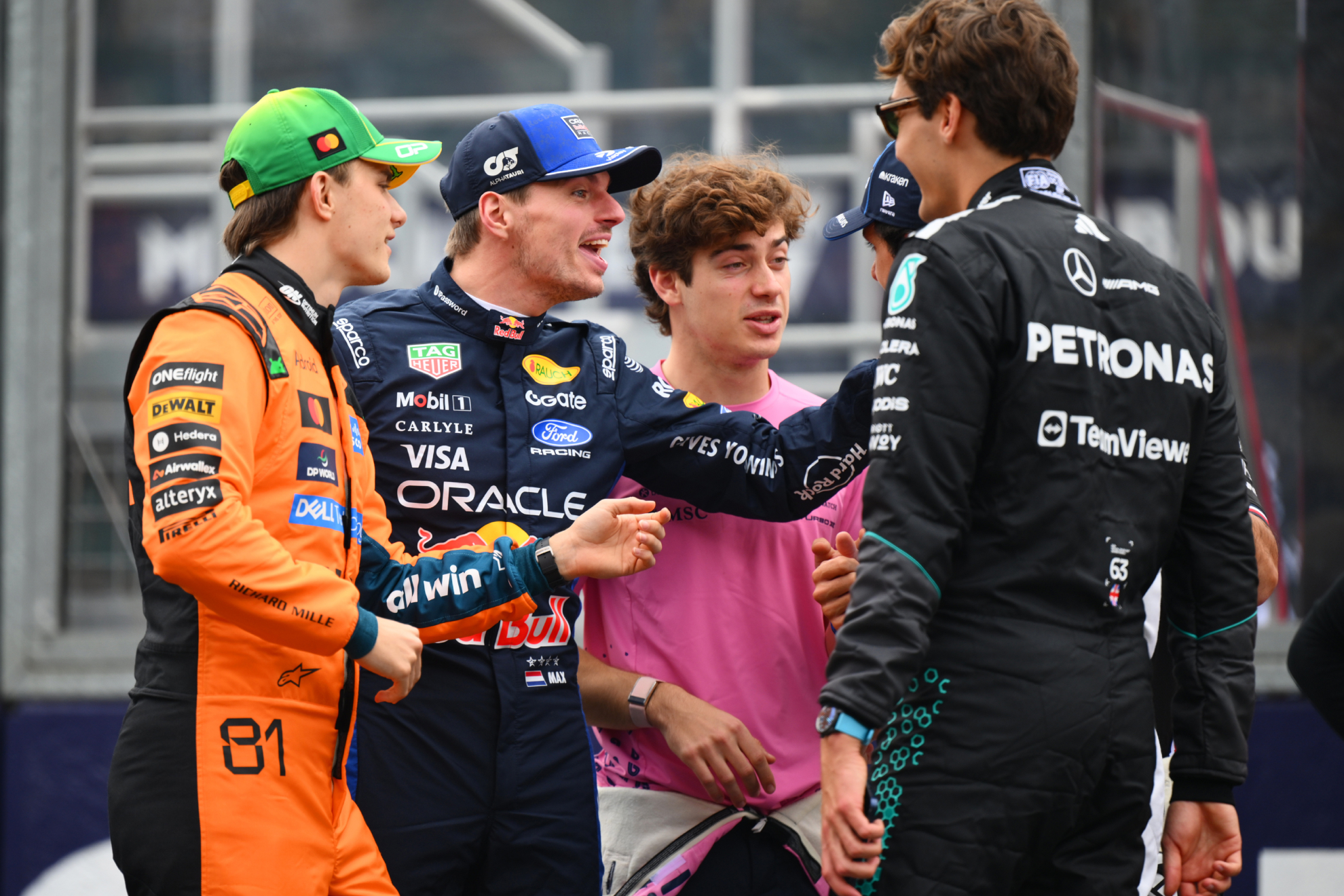Oscar Piastri, Max Verstappen, Franco Colapinto y George Russell, en Albert Park.