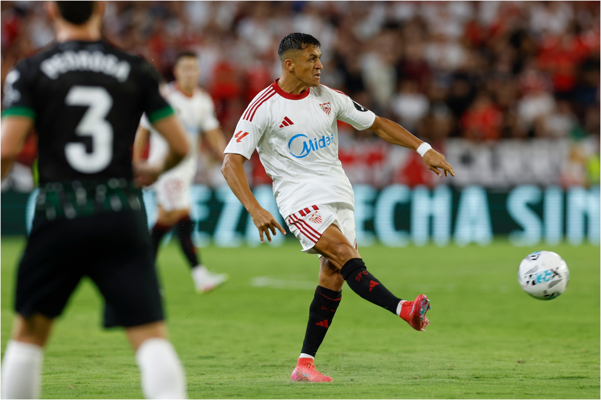 Alexis Sánchez esta temporada con el Sevilla.