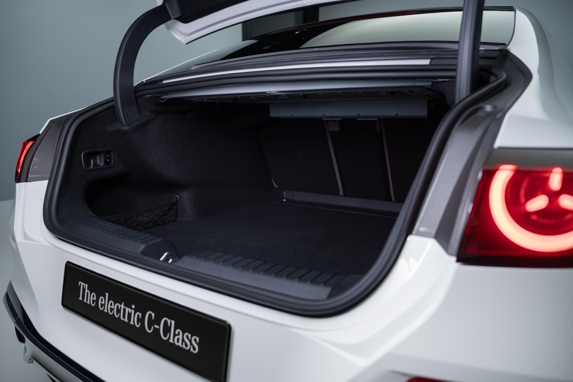 El maletero trasero ofrece una gran capacidad.