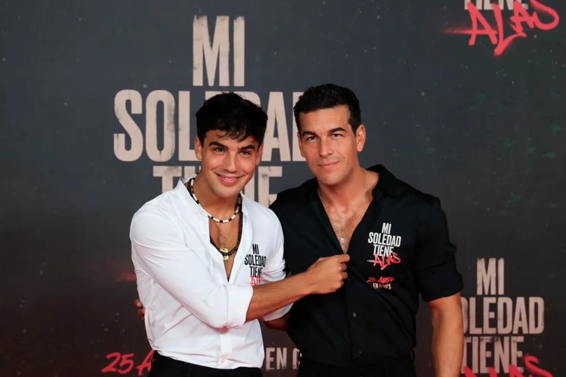 Mario Casas revoluciona las redes tras su impactante cambio de look