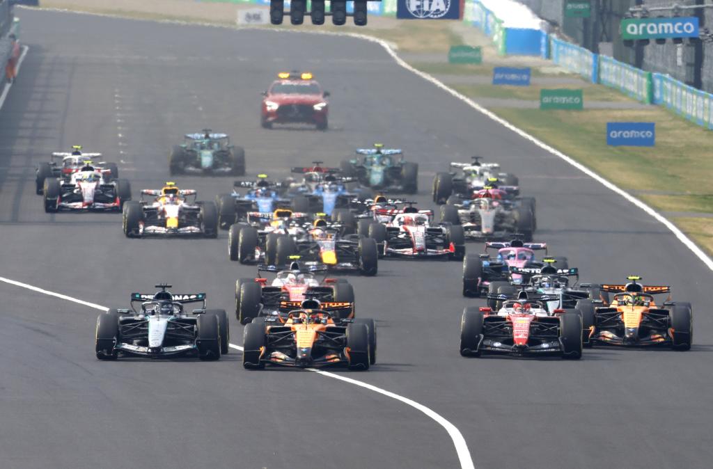 La salida del último GP de 2026 en Japón.