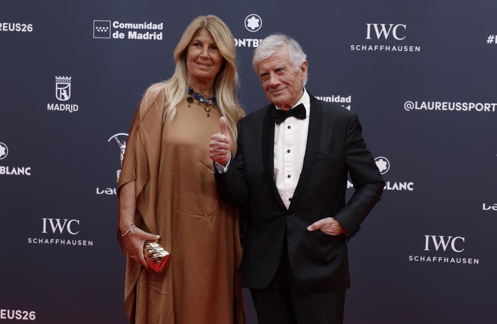 Giacomo Agostini, junto a su pareja