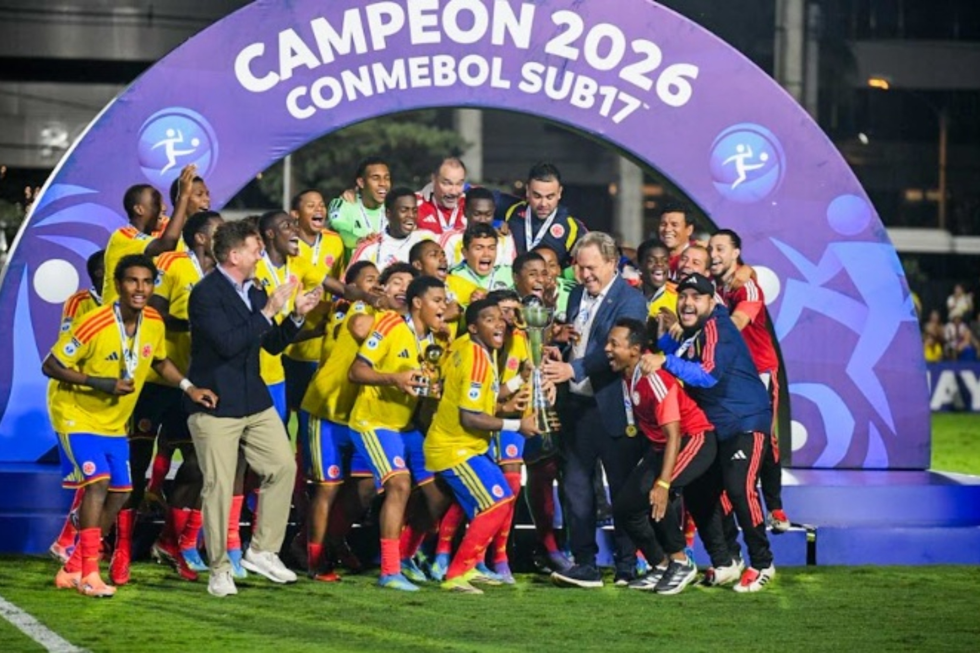 Las estrellas de la Selección Colombia Sub-17, campeona en el Sudamericano.