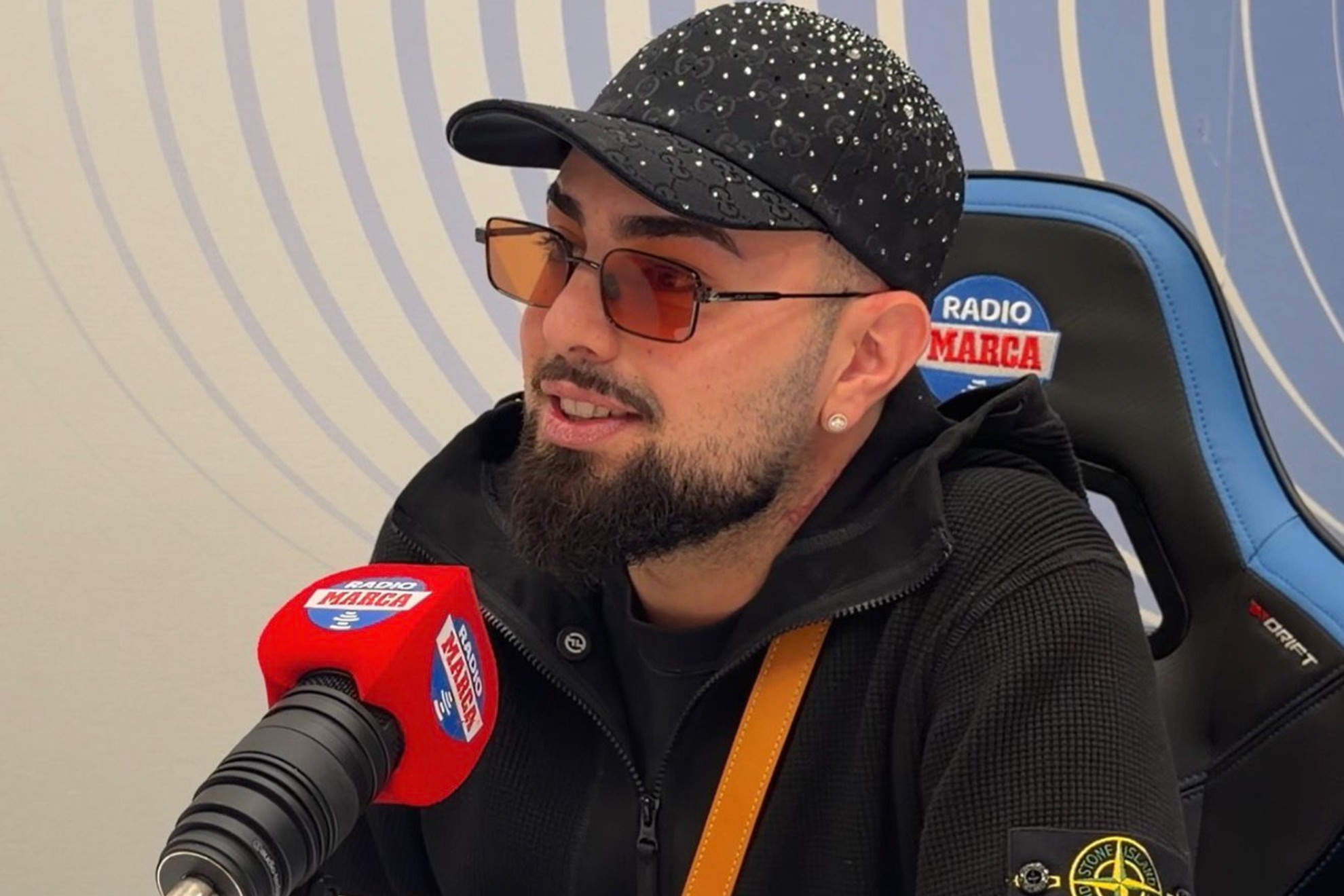 Cano, cantante que visita Radio MARCA