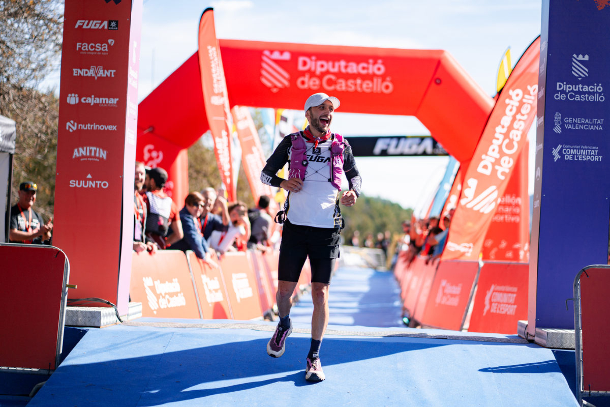 Joaquín López, a su llegada a la meta.