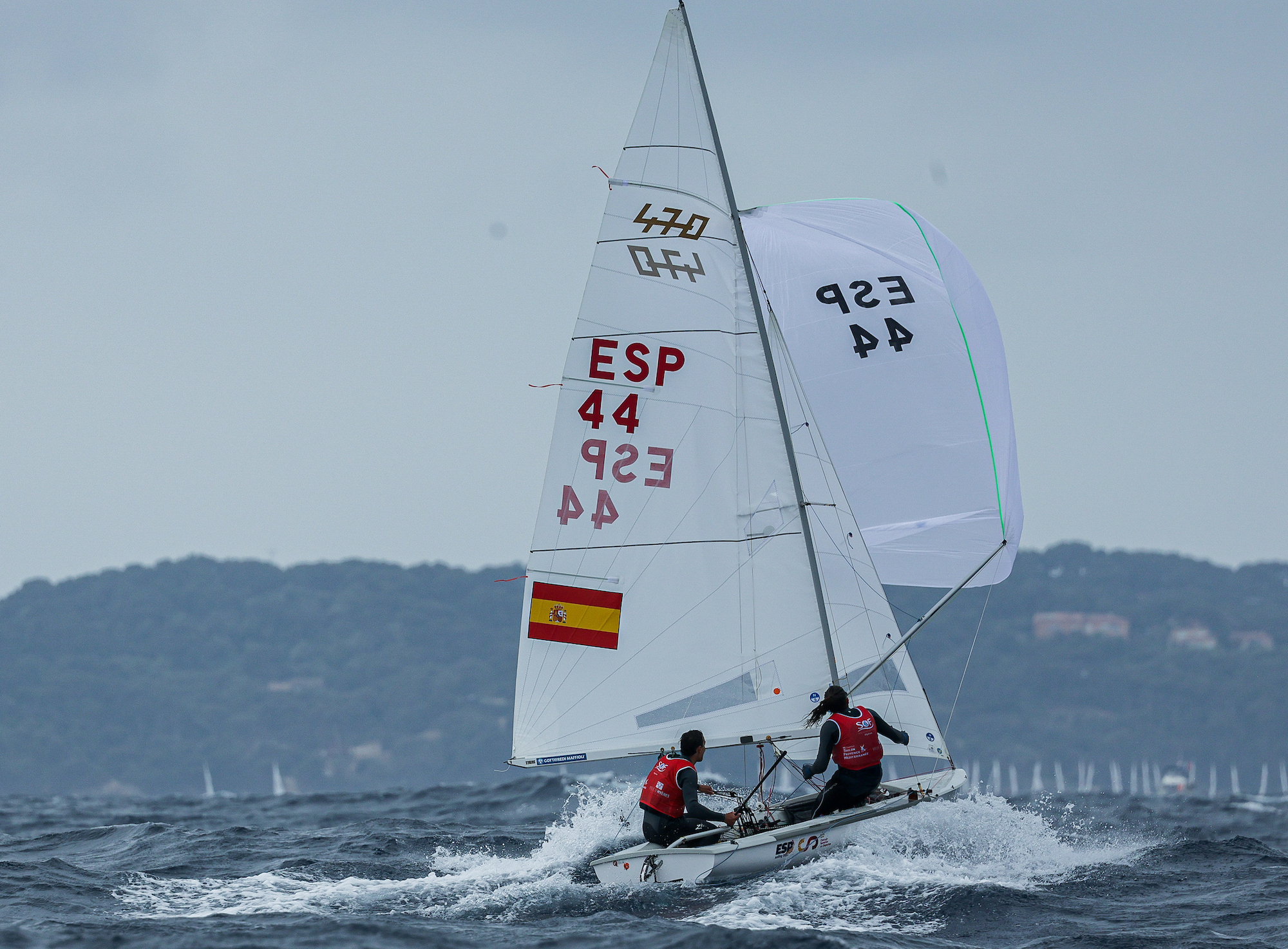 Jordi Xammar y Marta Cardona, en la primera jornada del Grupo Oro en Hyères.