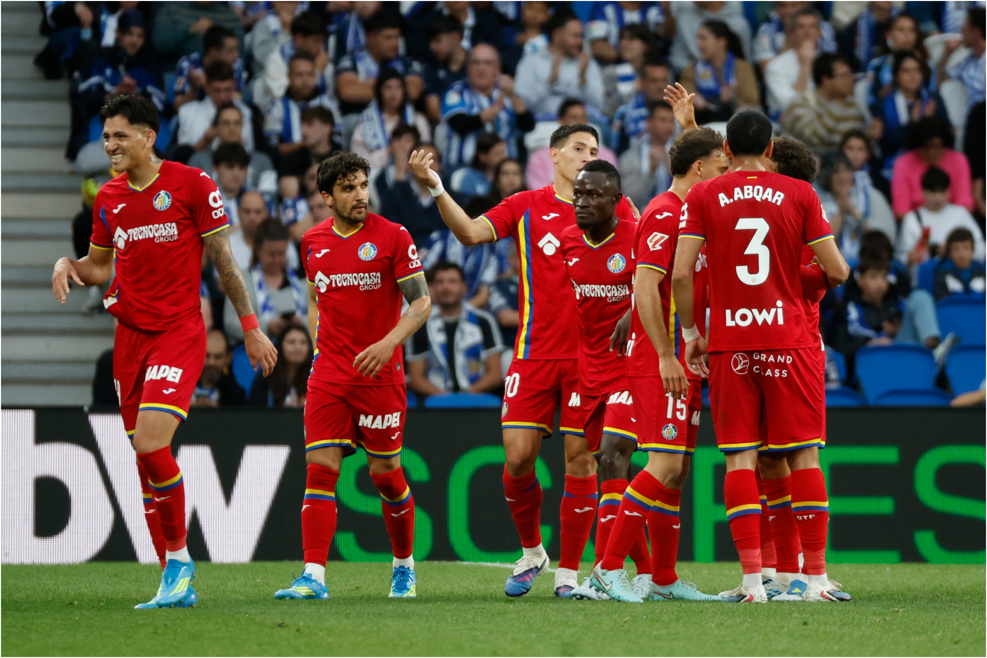 Los jugadores del Getafe celebrando un gol ante la Real Sociedad.