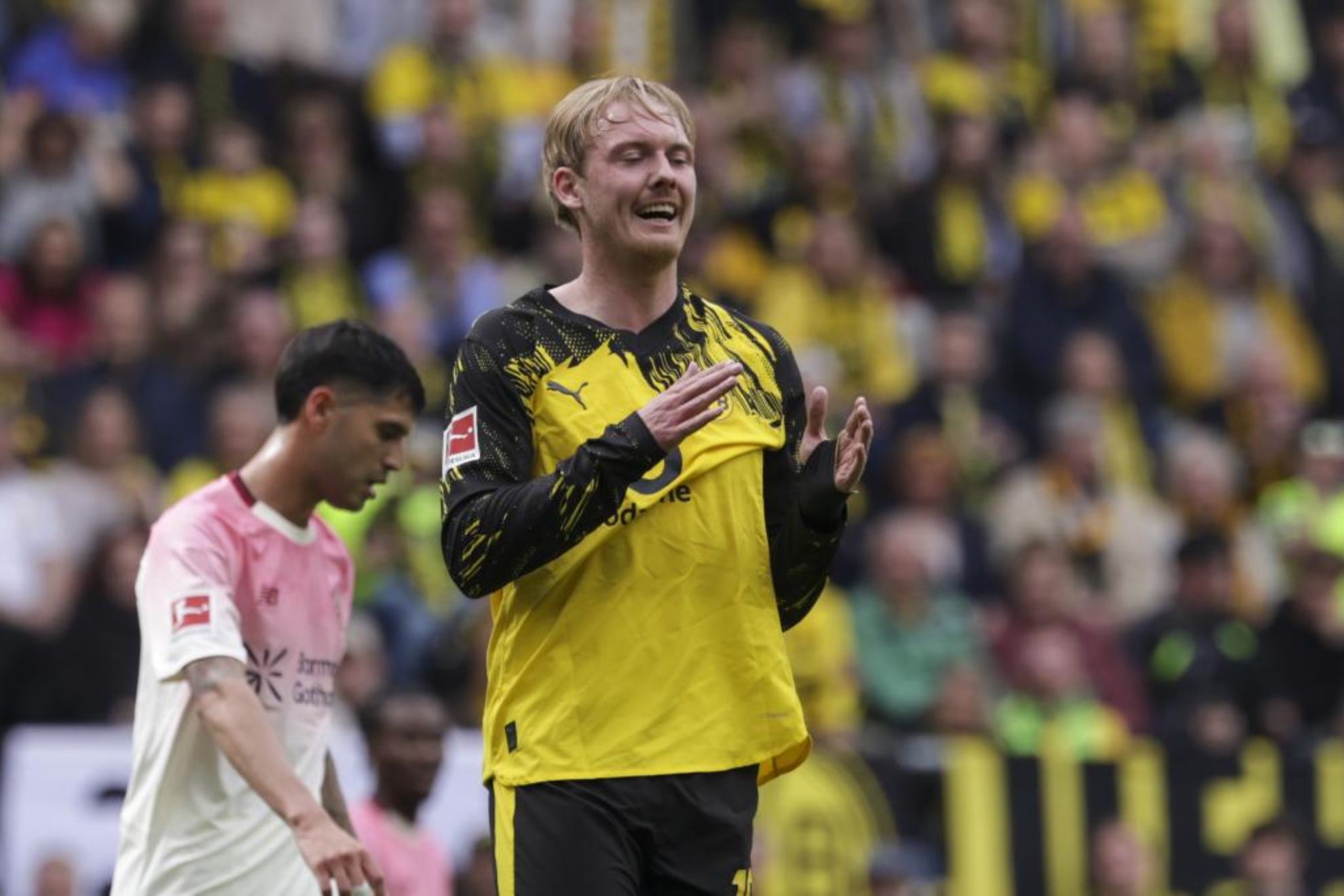Brandt celebra un gol con el Dortmund.