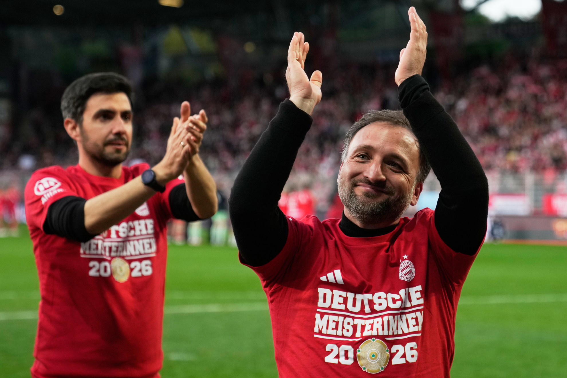 José Barcala celebra la conquista de la Bundesliga