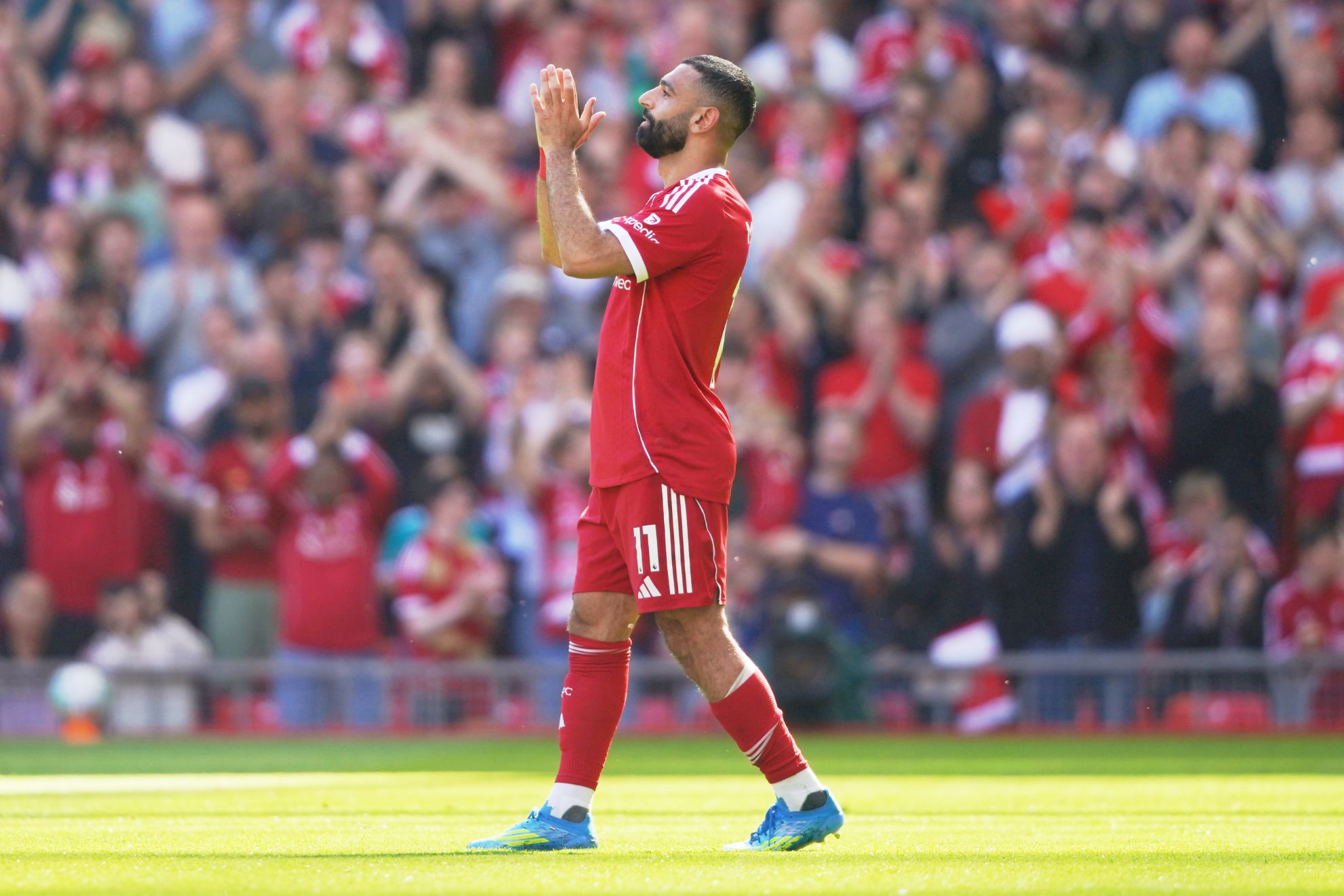 Mohamed Salah se despide de Anfield