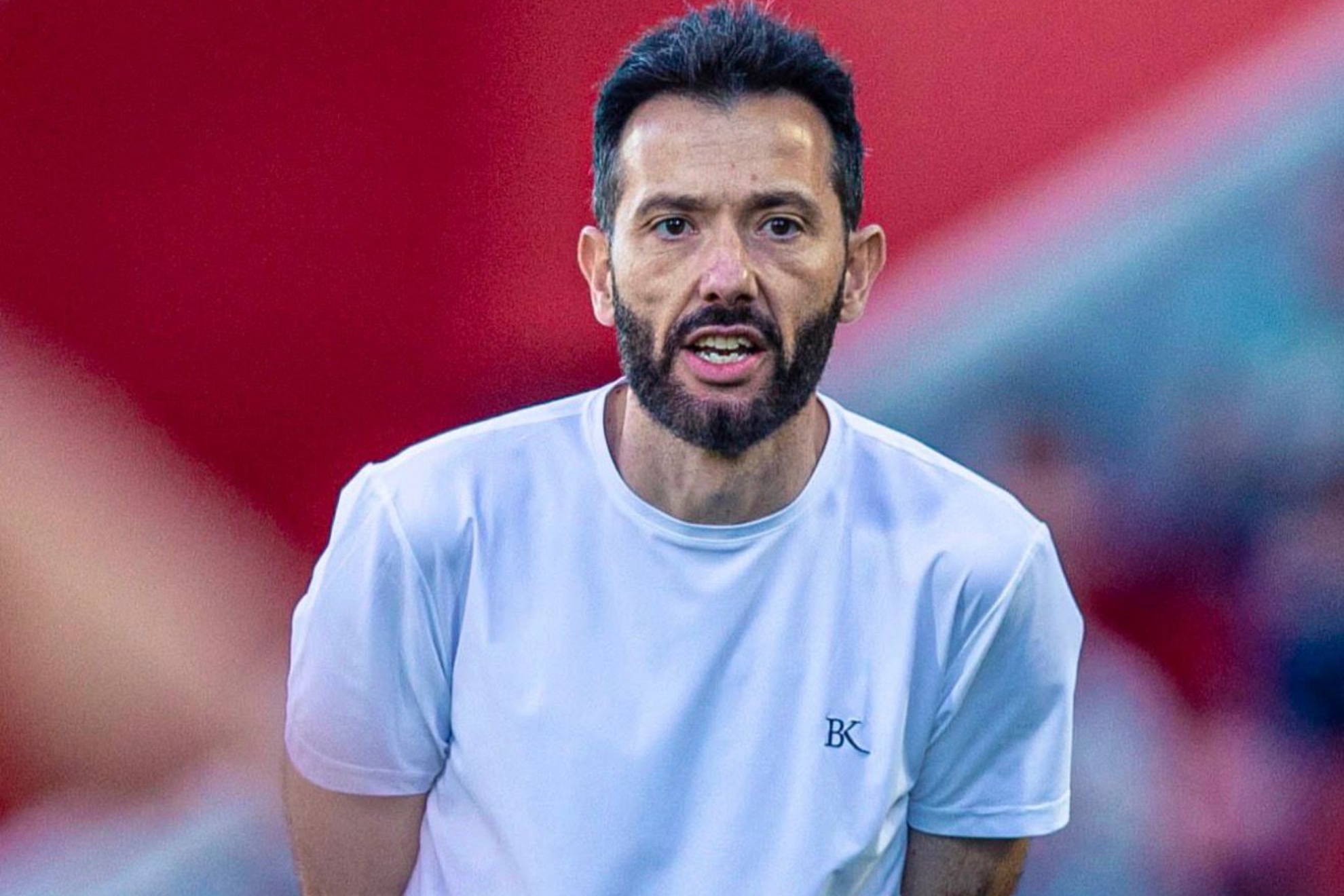 Corberán durante el partido del Valencia.