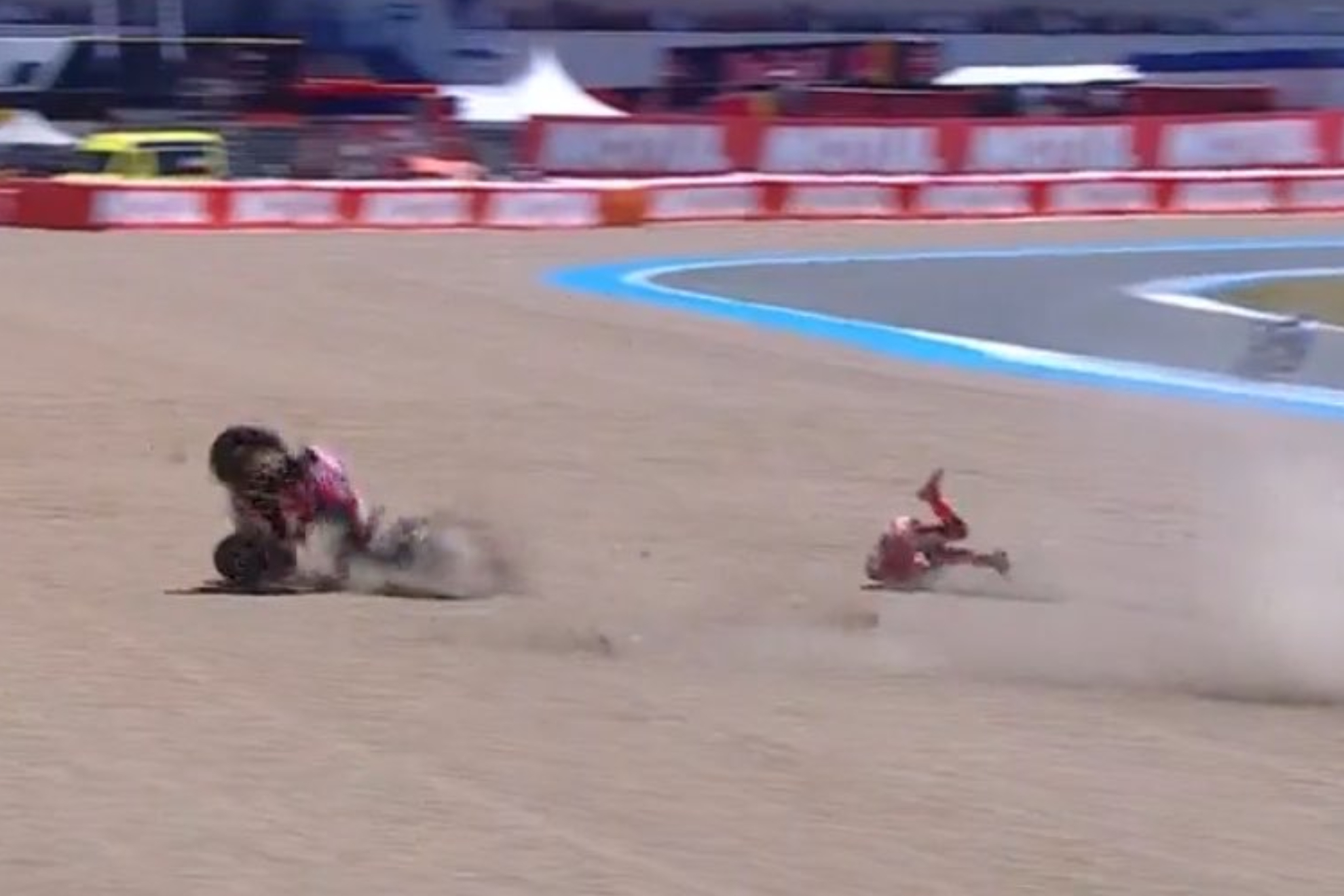 Así aterrizó Marc Márquez en la grava del Circuito de Jerez-Ángel Nieto.