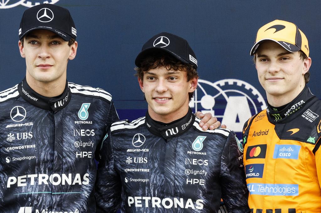 Antonelli, Russell y Piastri, tras la clasificación a Japón 2026.
